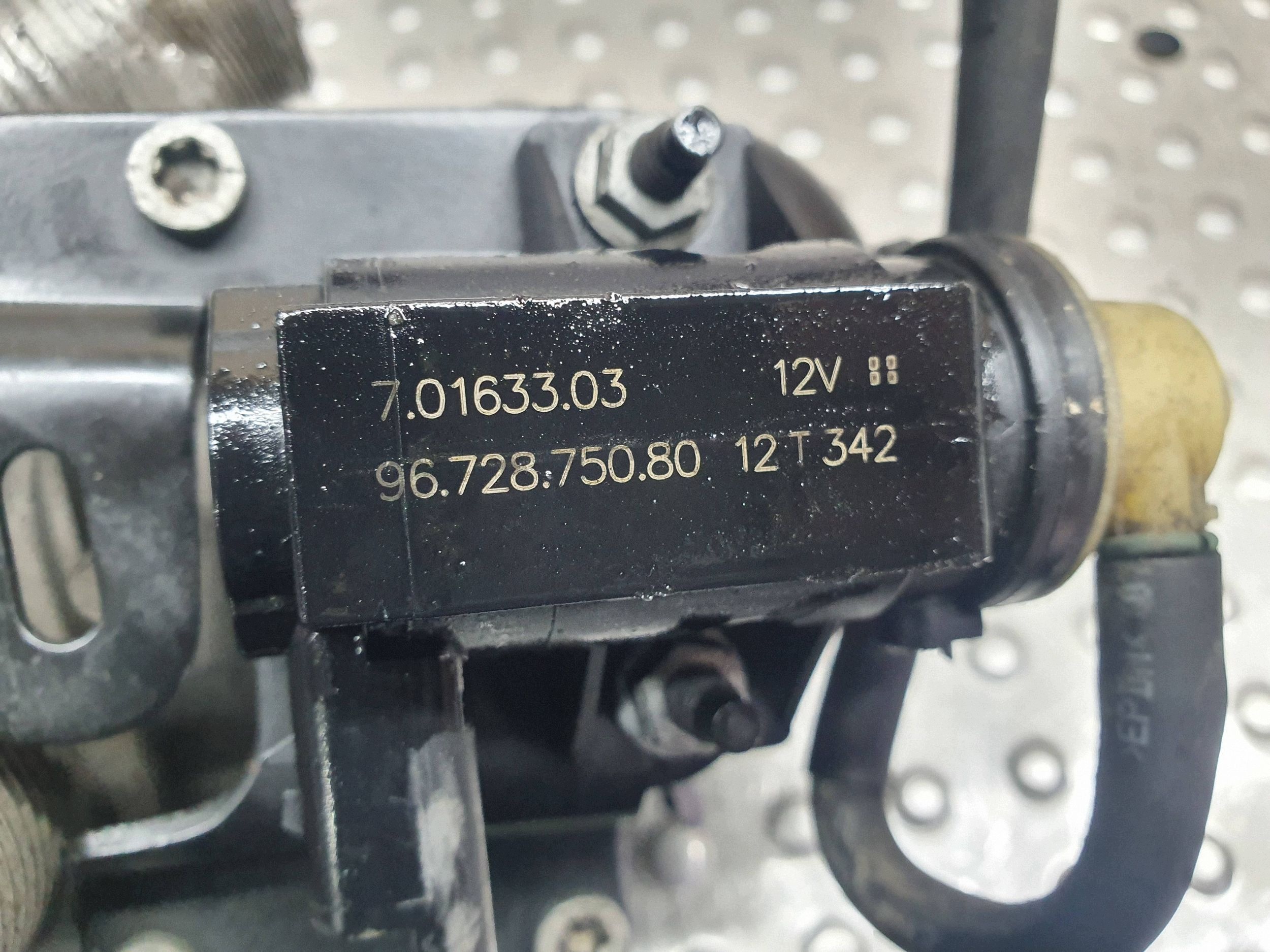 Ölfiltergehäuse 9687911280 FORD FOCUS MK3 C-MAX MK2 1.5 TDCI XWDA