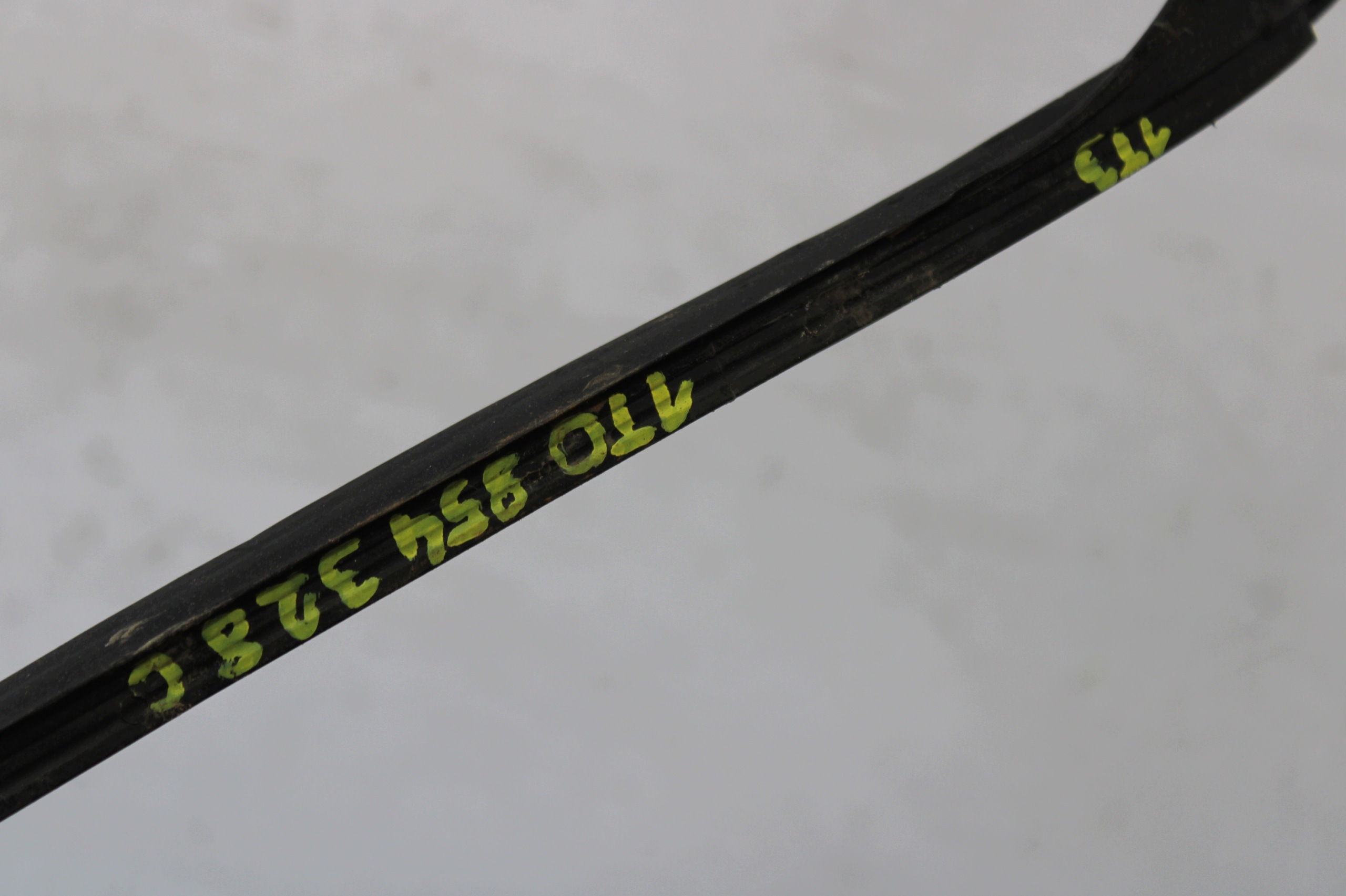 moulding windows windscreen 1T0854328C VW TOURAN 1T3 1T0 LIFT