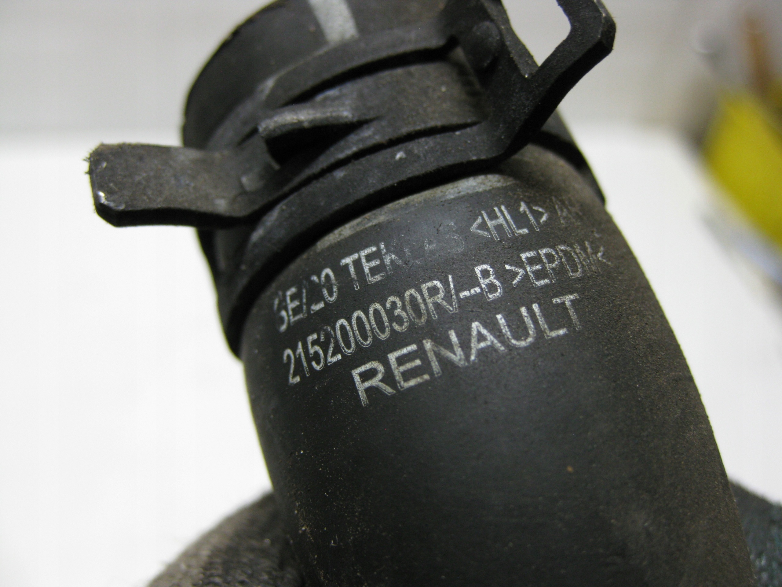 RENAULT MASTER III LIFT tömlő víz cső víz 215200030R