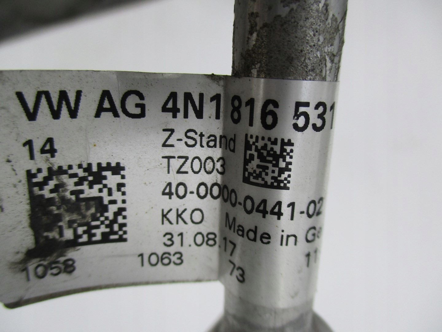 Шланг кондиционера AUDI A8 4N0 4N1816531