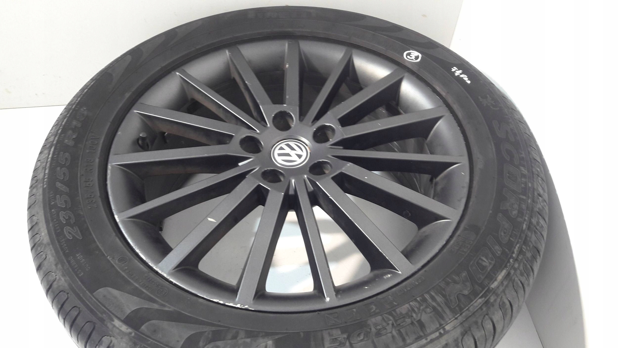 Volkswagen PASSAT B7 discs aluminium R18 5E0601025K