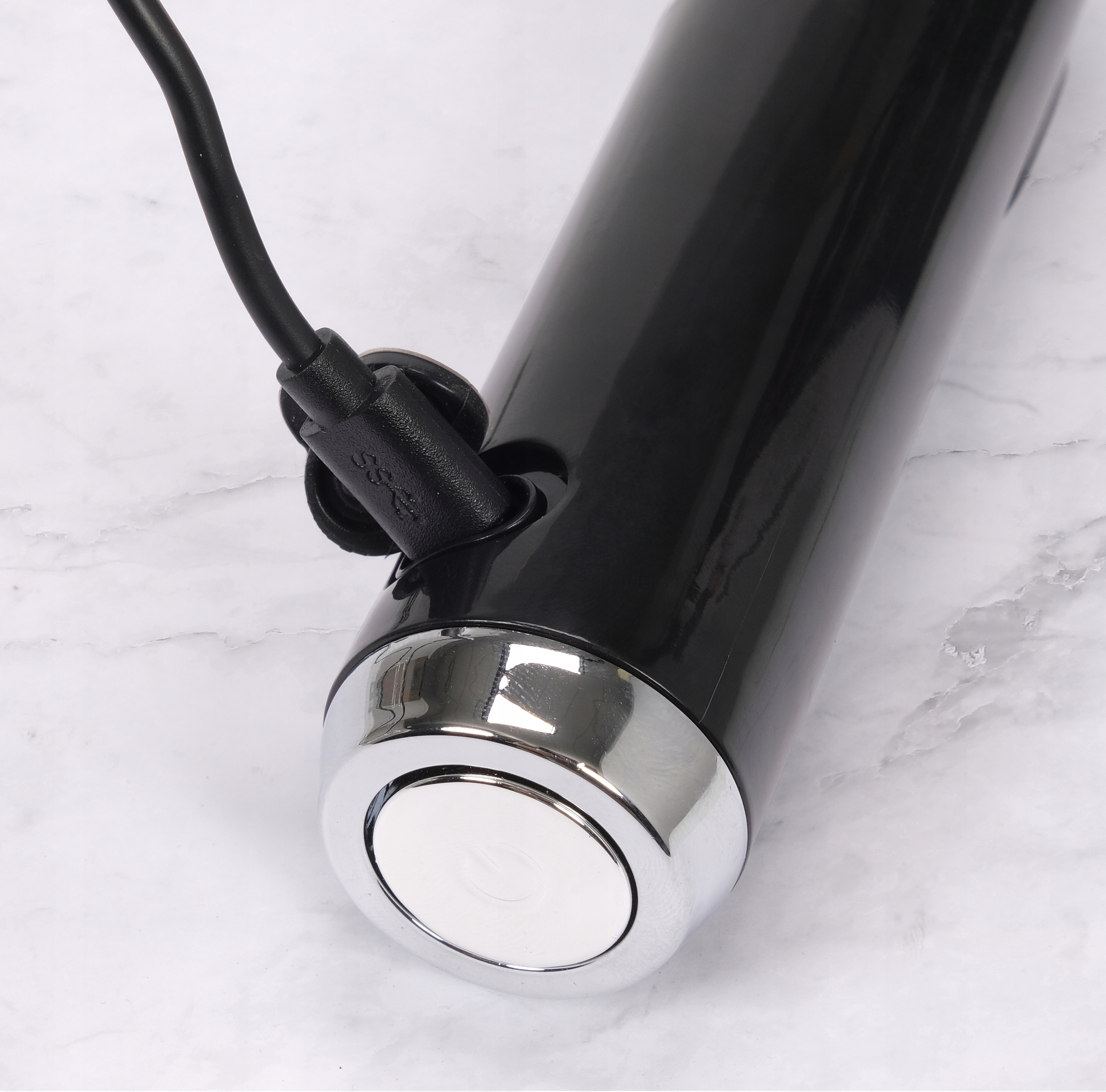 BEZPRZEWODOWY SPIENIACZ DO MLEKA MINI MIKSER USB Wysokość produktu 25.5 cm