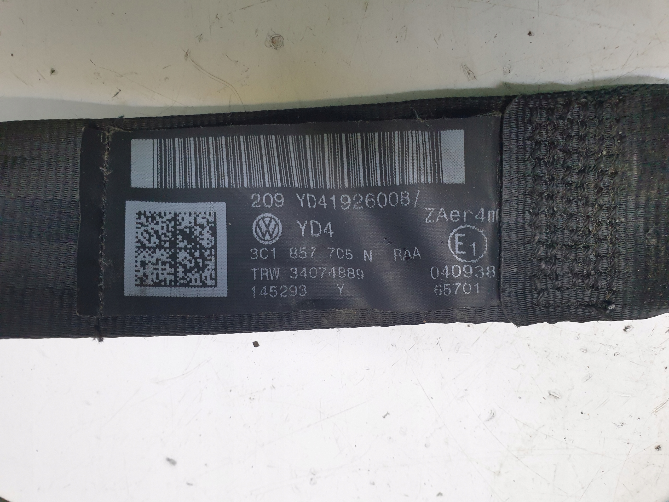 ремень безопасности vw PASSAT B6 CC 3C1857705N