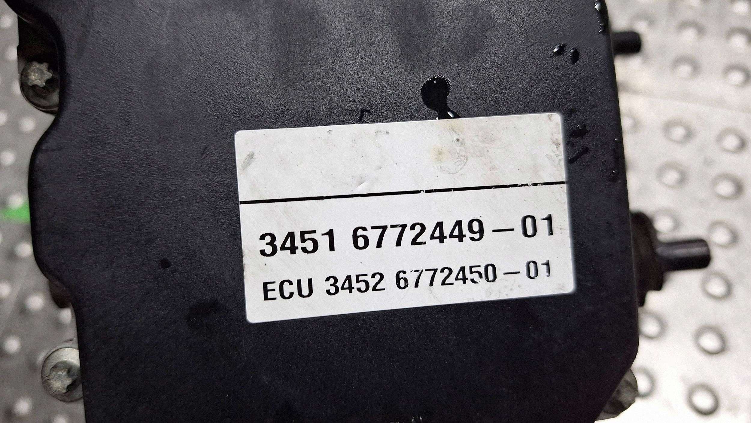 pump control unit ABS 6772449 6772450 BMW E60 E61 XDRIVE