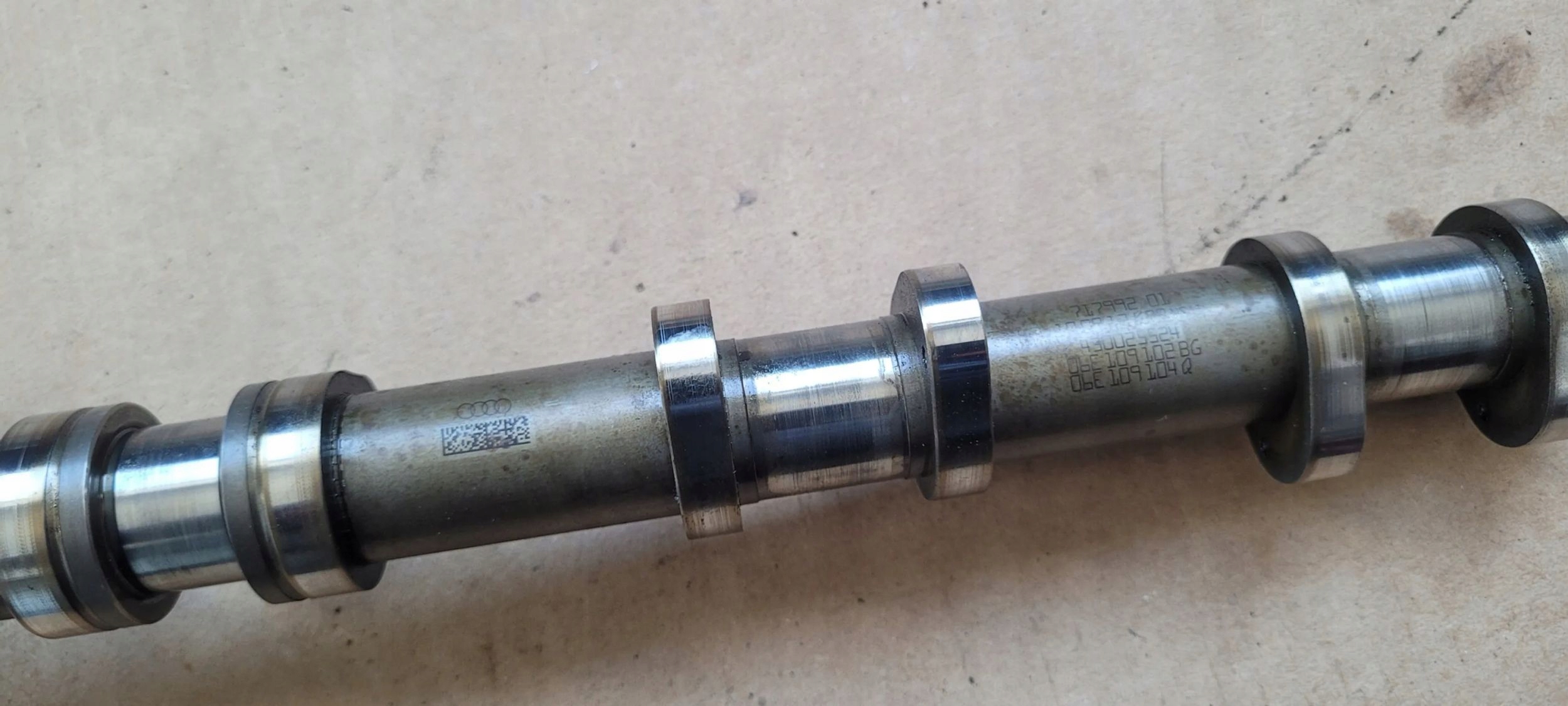 S4 B8 LIFT cam exhaust left 3.0 TFSI 06E109102BG