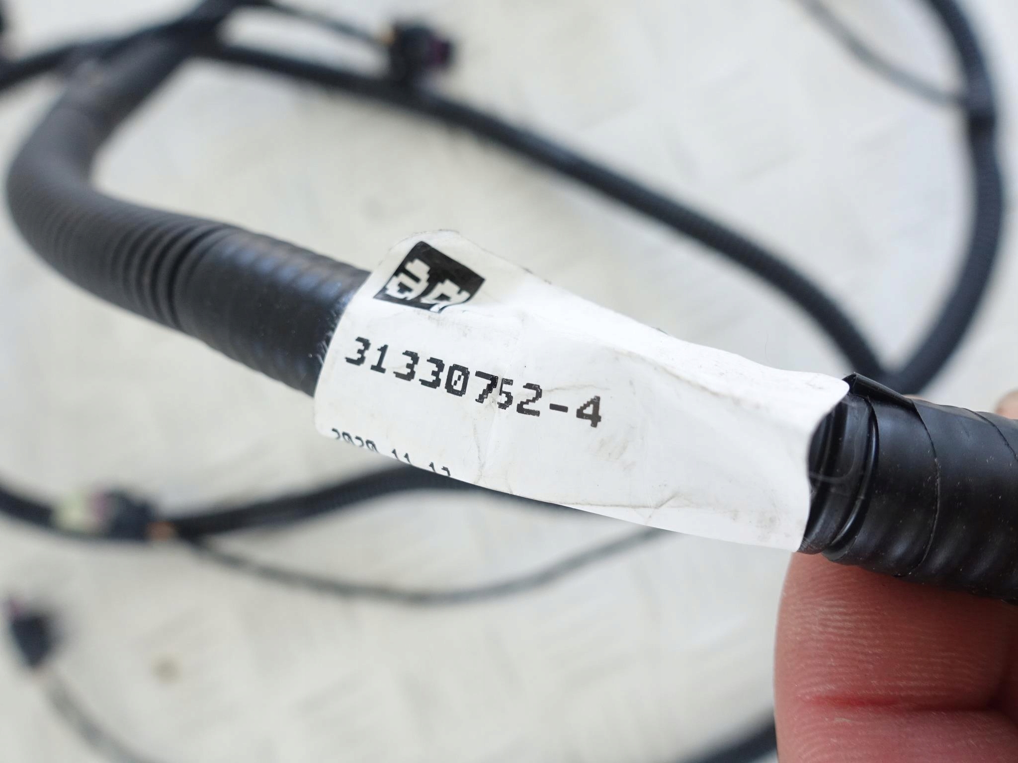 VOLVO wiring bundle wiring 31330752
