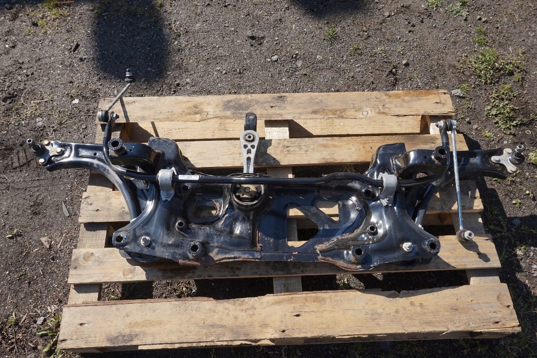 подрамник рама vw JETTA VI 6 5C6 2.0 tdi