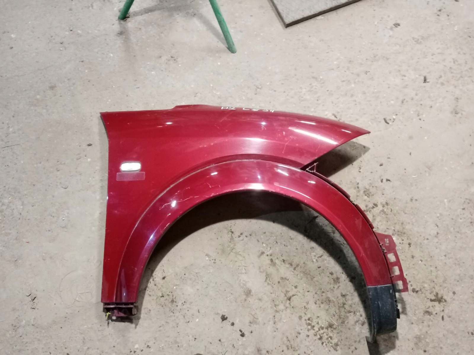 Крило Правий Audi A2 Lz3h