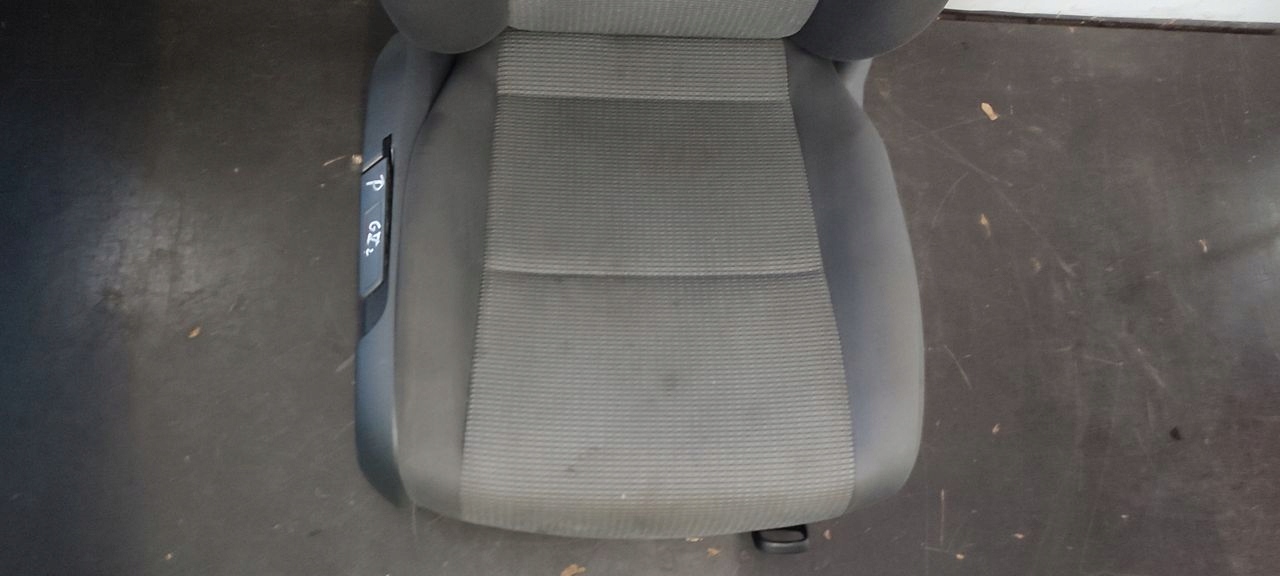 Sitz Sitze komplet VW Golf V 1,6 8V kombi