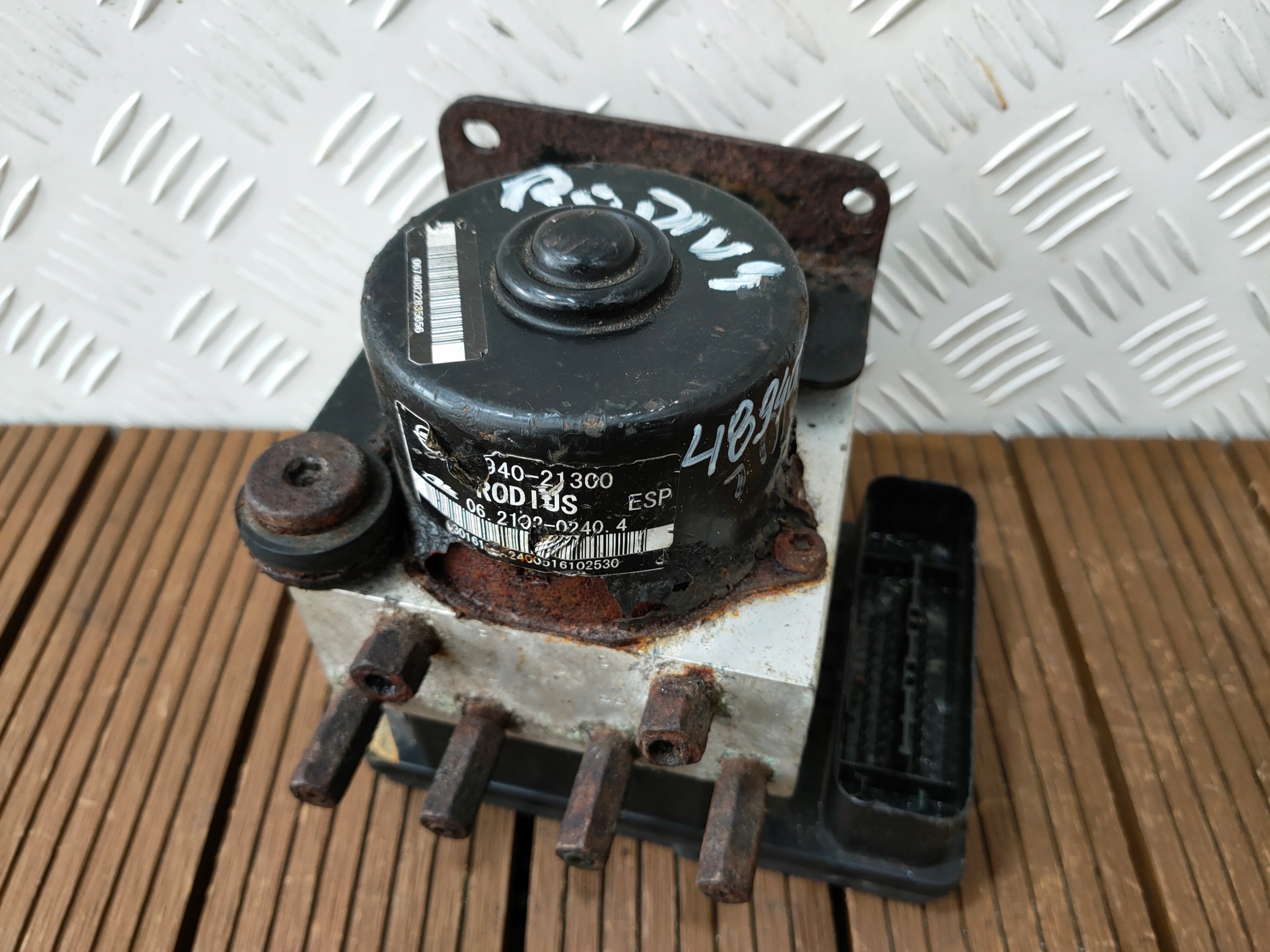 SSANGOYNG RODIUS 04-10 2.7 XDI pump ABS control unit 48940-21300