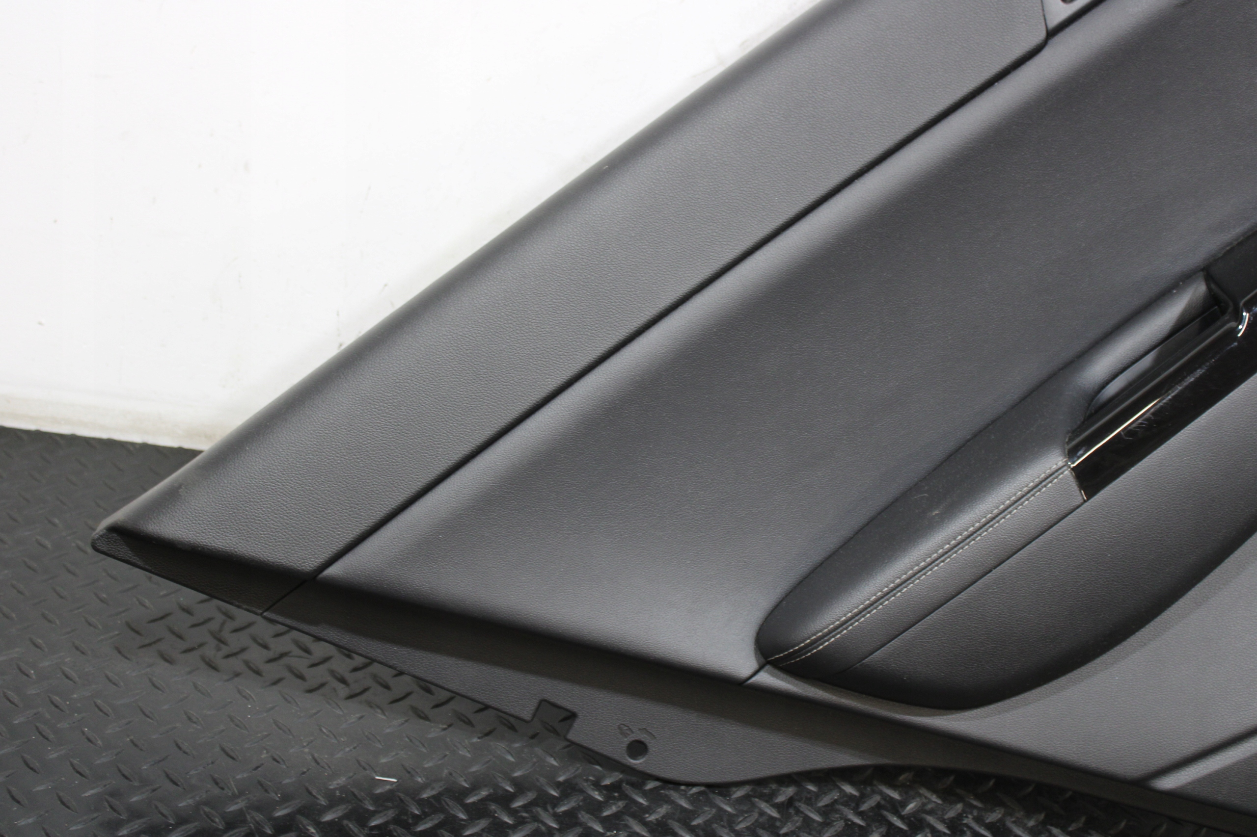 upholstery side door left rear part KIA SPORTAGE 4 IV GT-LINE