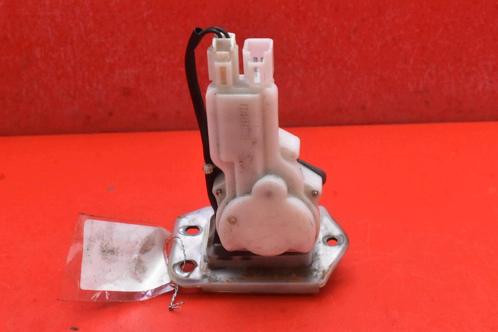 lock bonnet rear part boot B6765 SUZUKI SWIFT 4 IV MK6 5D HB 04-10