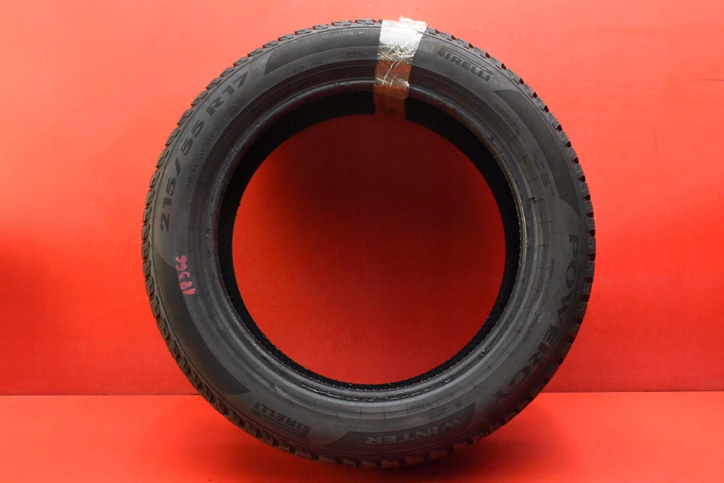 tyre tyres 2 SZT PIRELLI ZIMA 215/55/17 24R