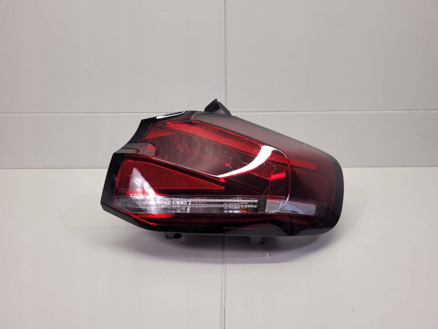light rear right side Citroen C4 2 facelift 2022 983100080