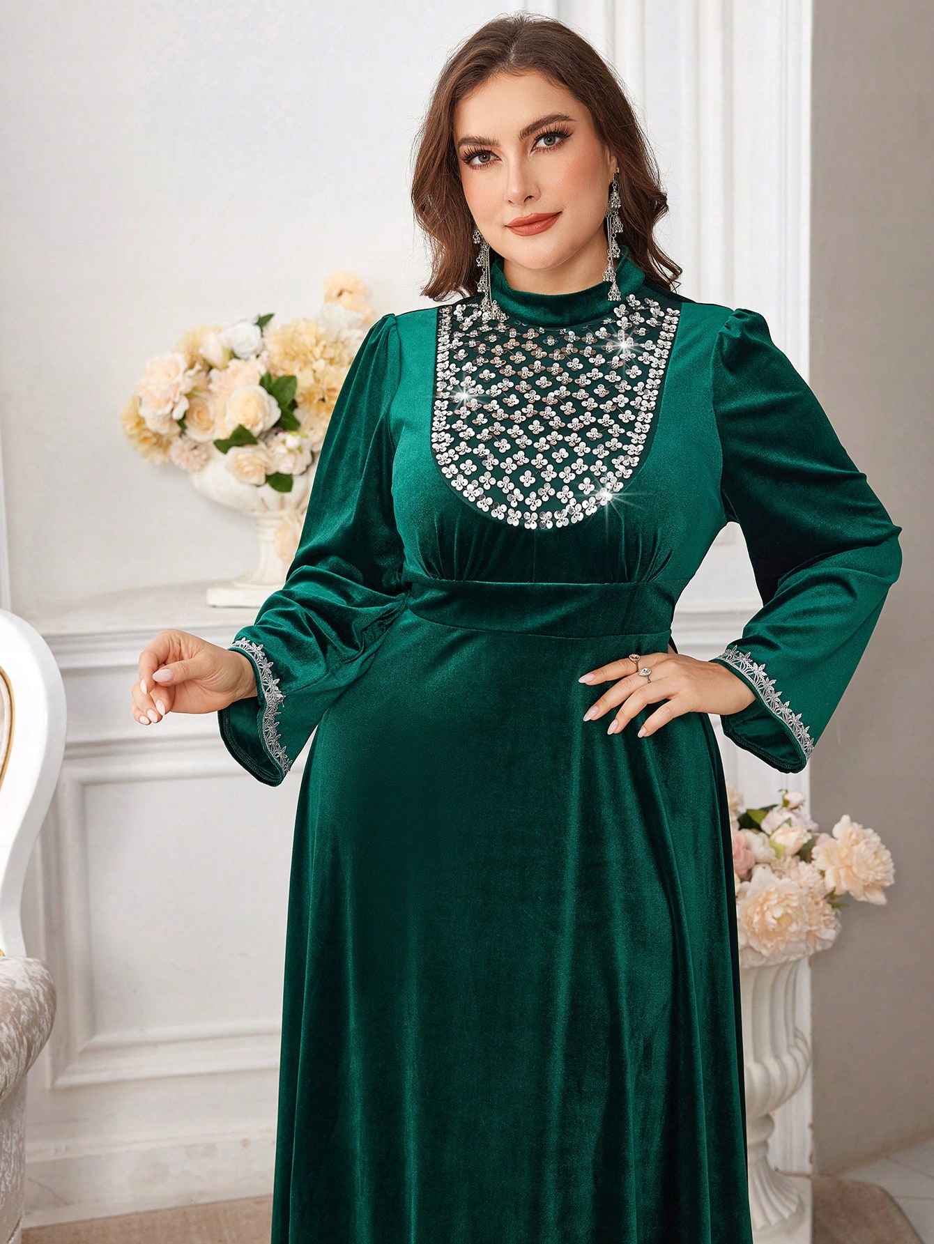 Šaty S Ozdobeným Výstřihem Velurové Shein 4XL 48