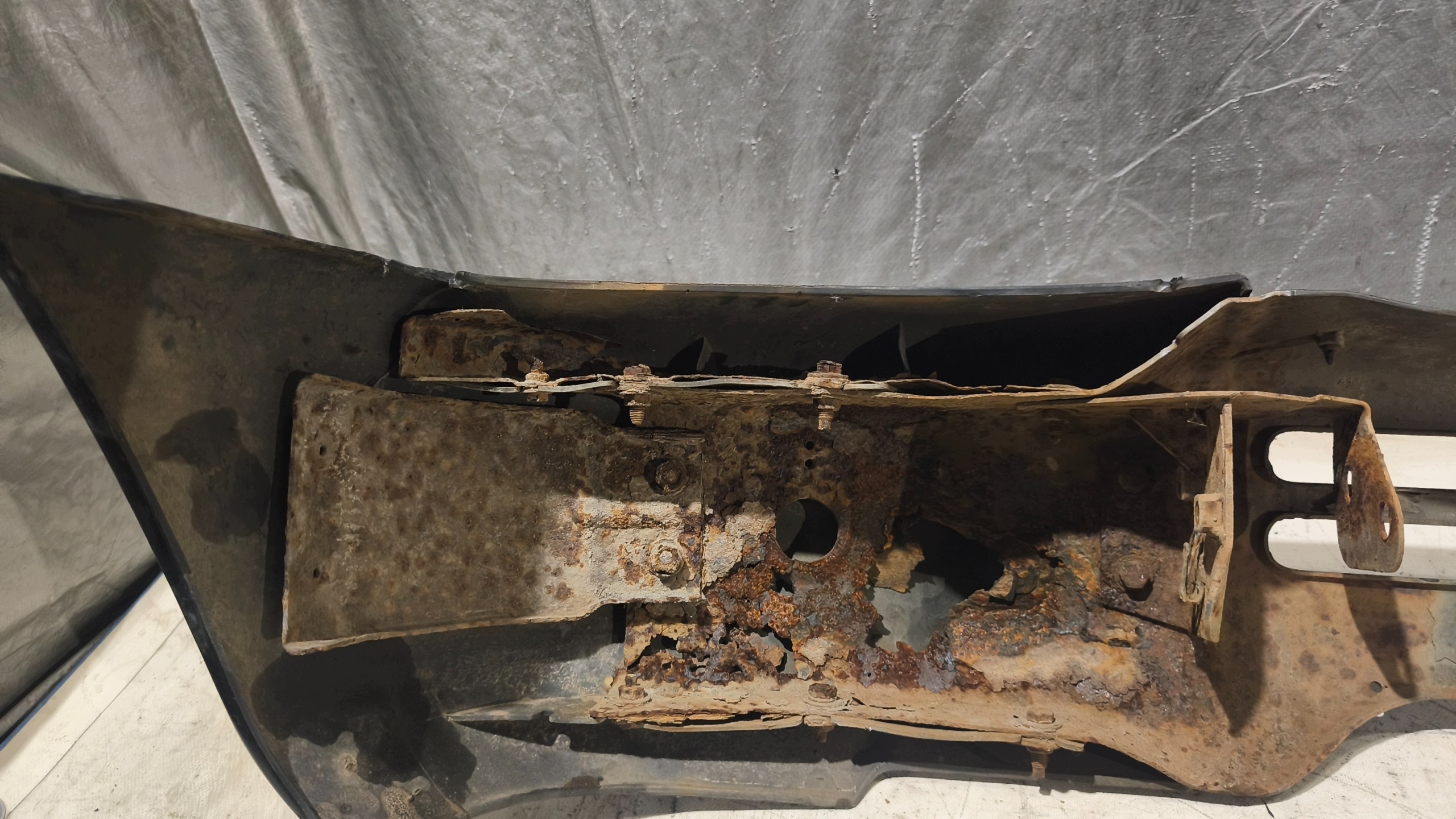front bumper HYUNDAI GALLOPER 2001r