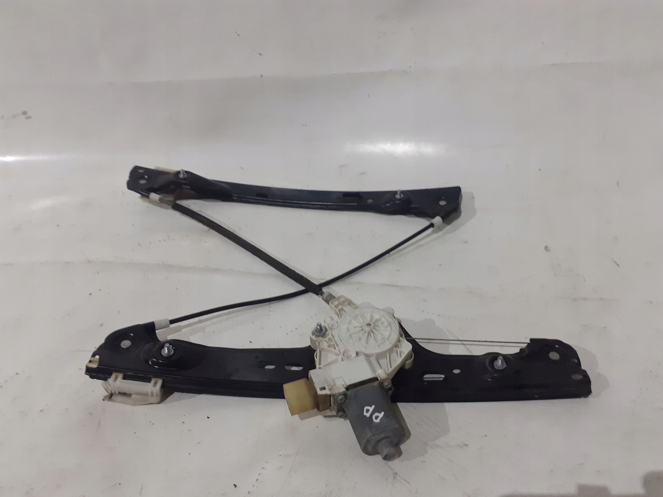 Bmw E90 E91 Mécanisme essuie glaces Droite Avant