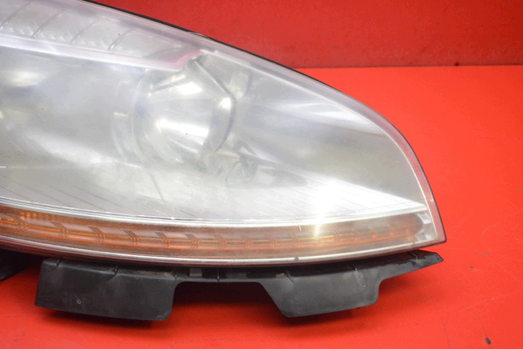 REFLEKTOR right light front EU CITROEN C4 PICASSO 1 and 06-13