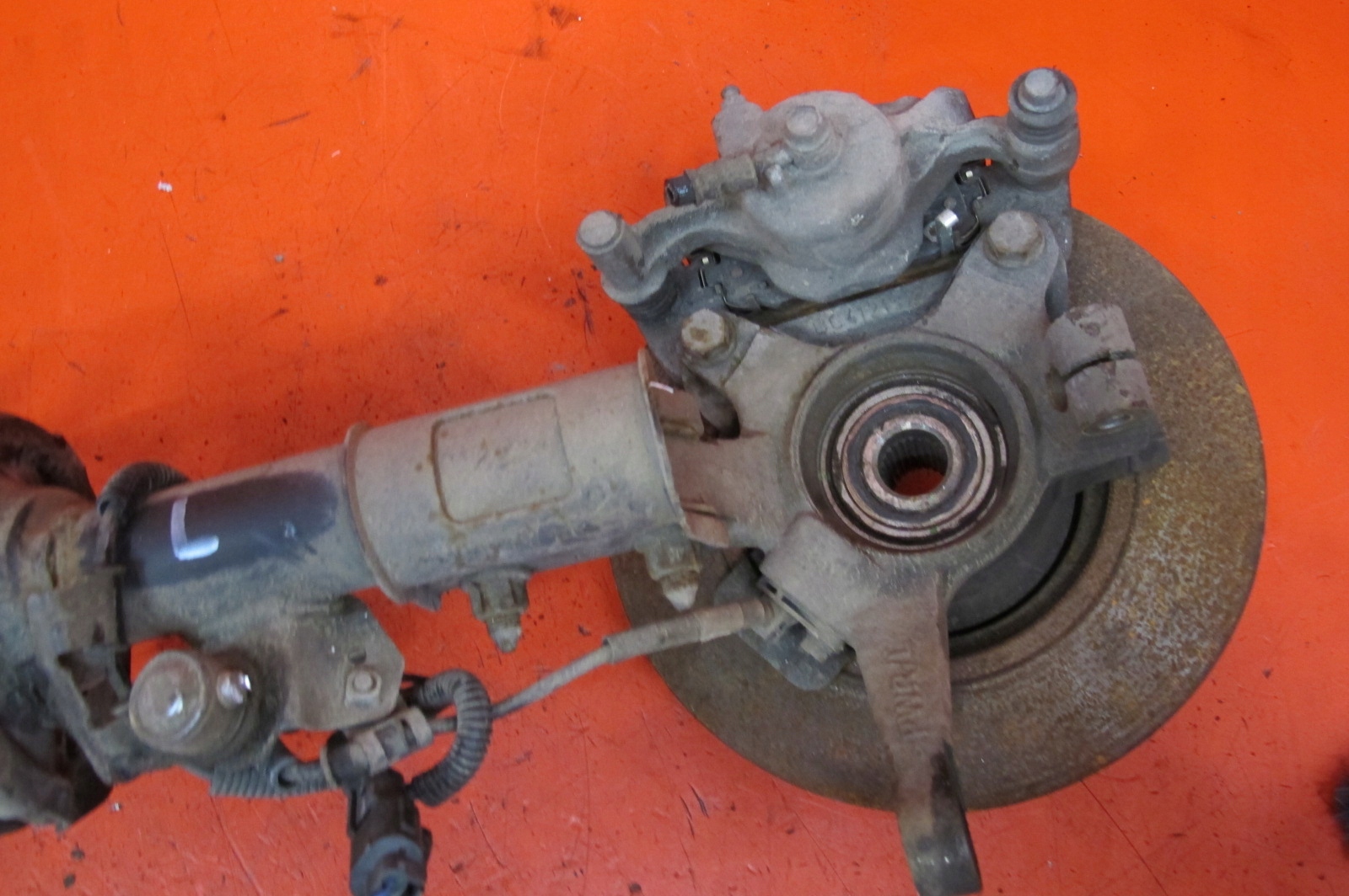 HYUNDAI i10 PA 1 and 07- 1.1 CRDI D3FA swing shock absorber left front