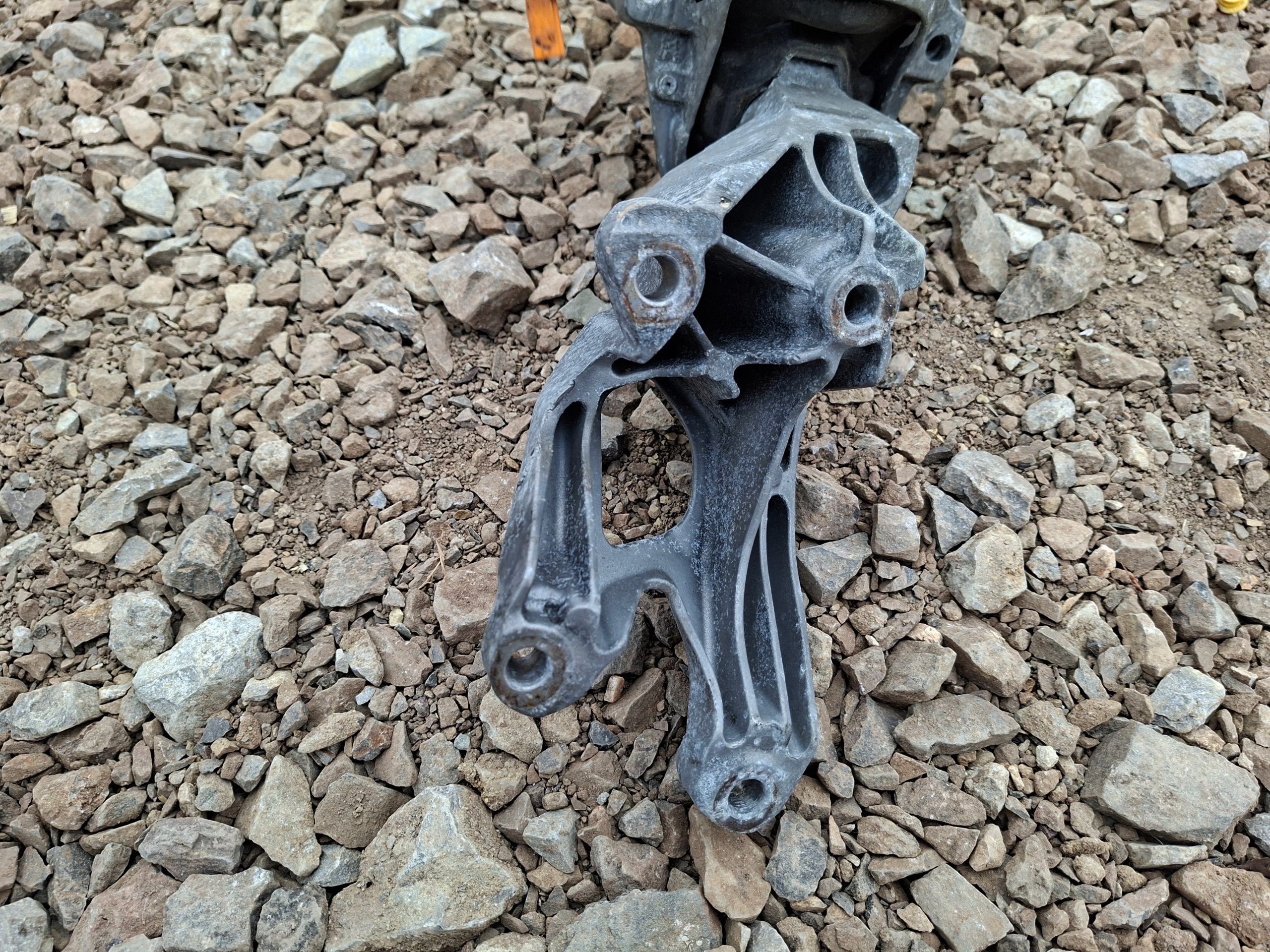 support engine mount A4 B8 8K A5 8T TDI 8K0199307BP