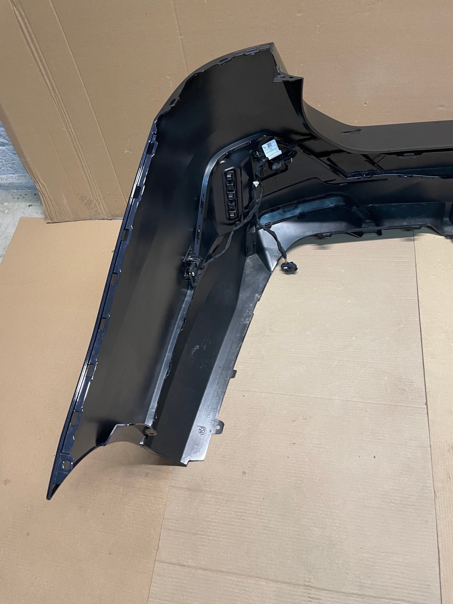 bumper rear part 6X PDC m-packet complete BMW 5 G61 colour 416 EUROPA