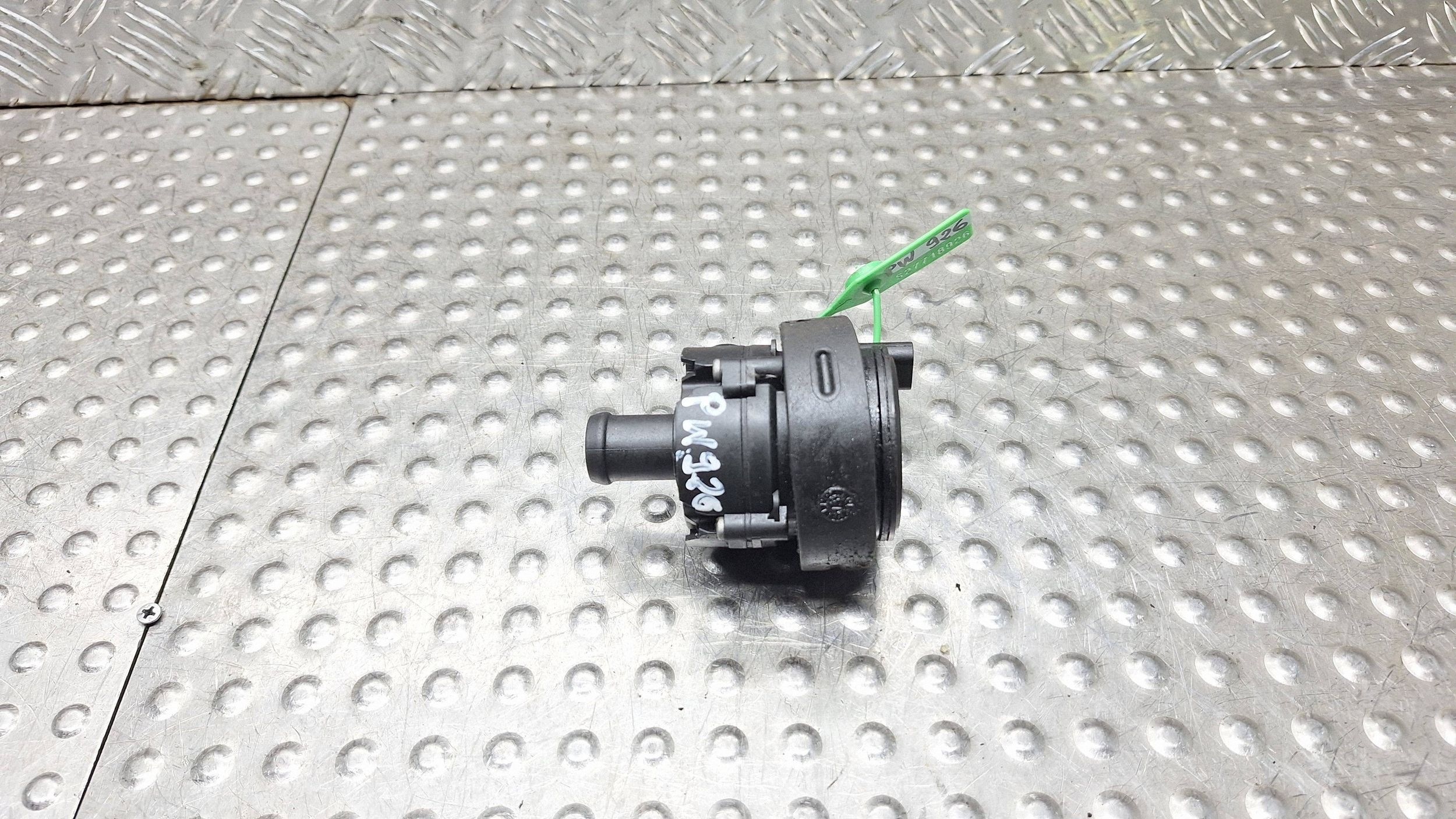 dodatna pumpa vode 5G0965567 AUDI A3 8V GOLF VII OCTAVIA III 2.0 TDI