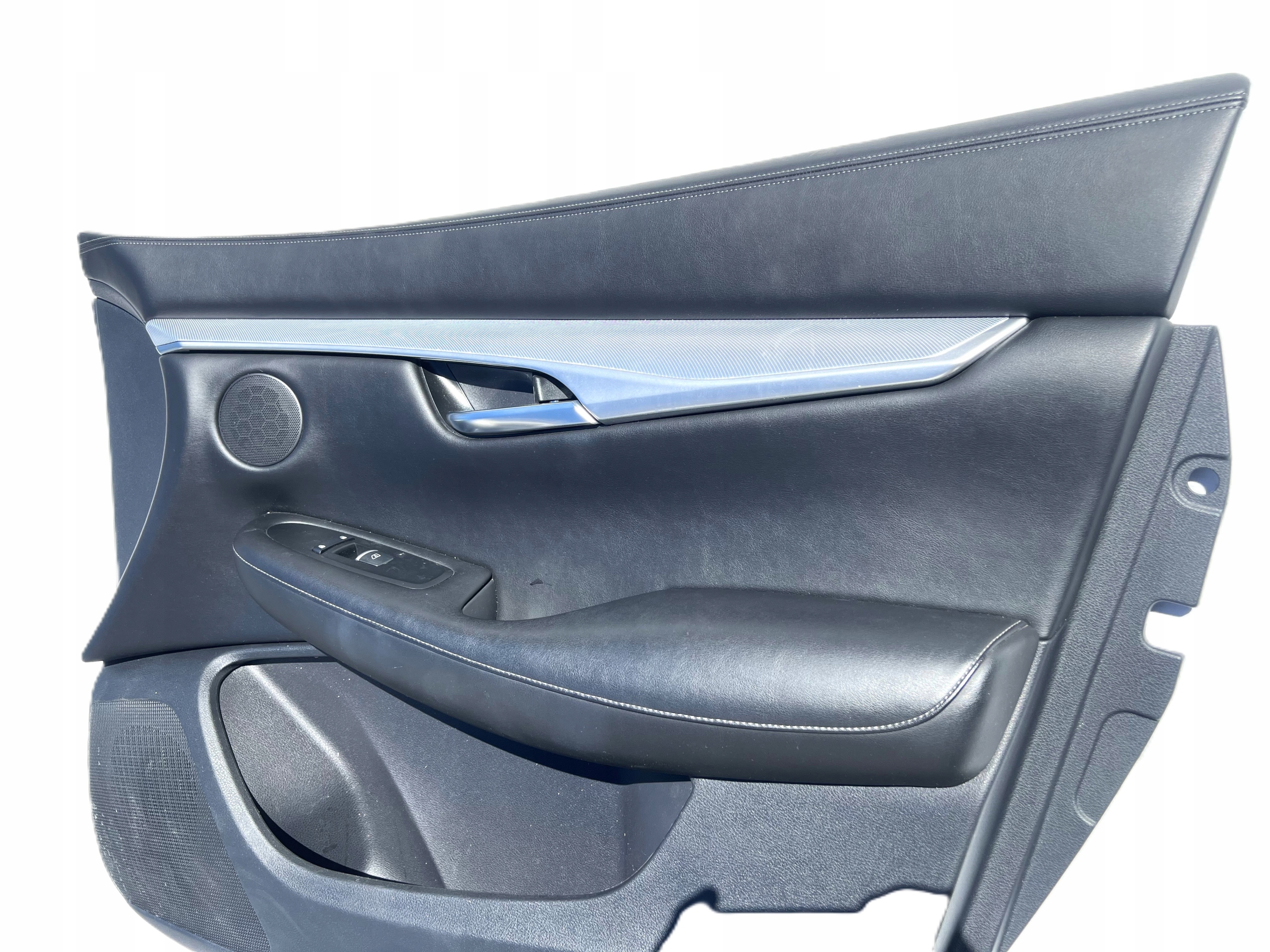 complete side door right front front INFINITI QX50 2018+ OE