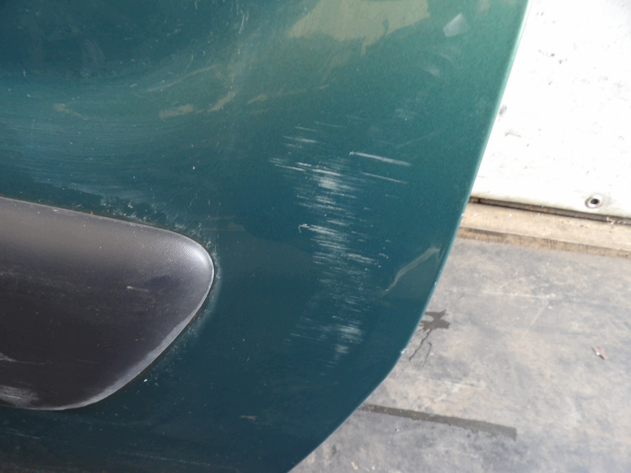 RENAULT KANGOO tür links BOK farbe TED96