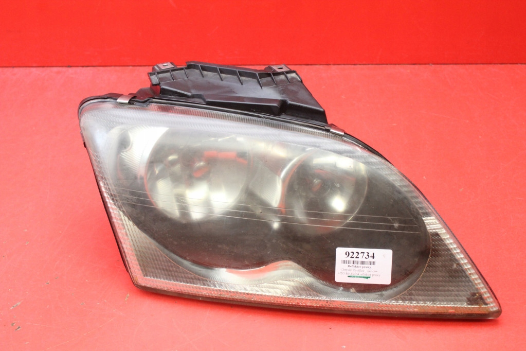 REFLEKTOR right light front EU CHRYSLER PACIFICA 1 and 03-08