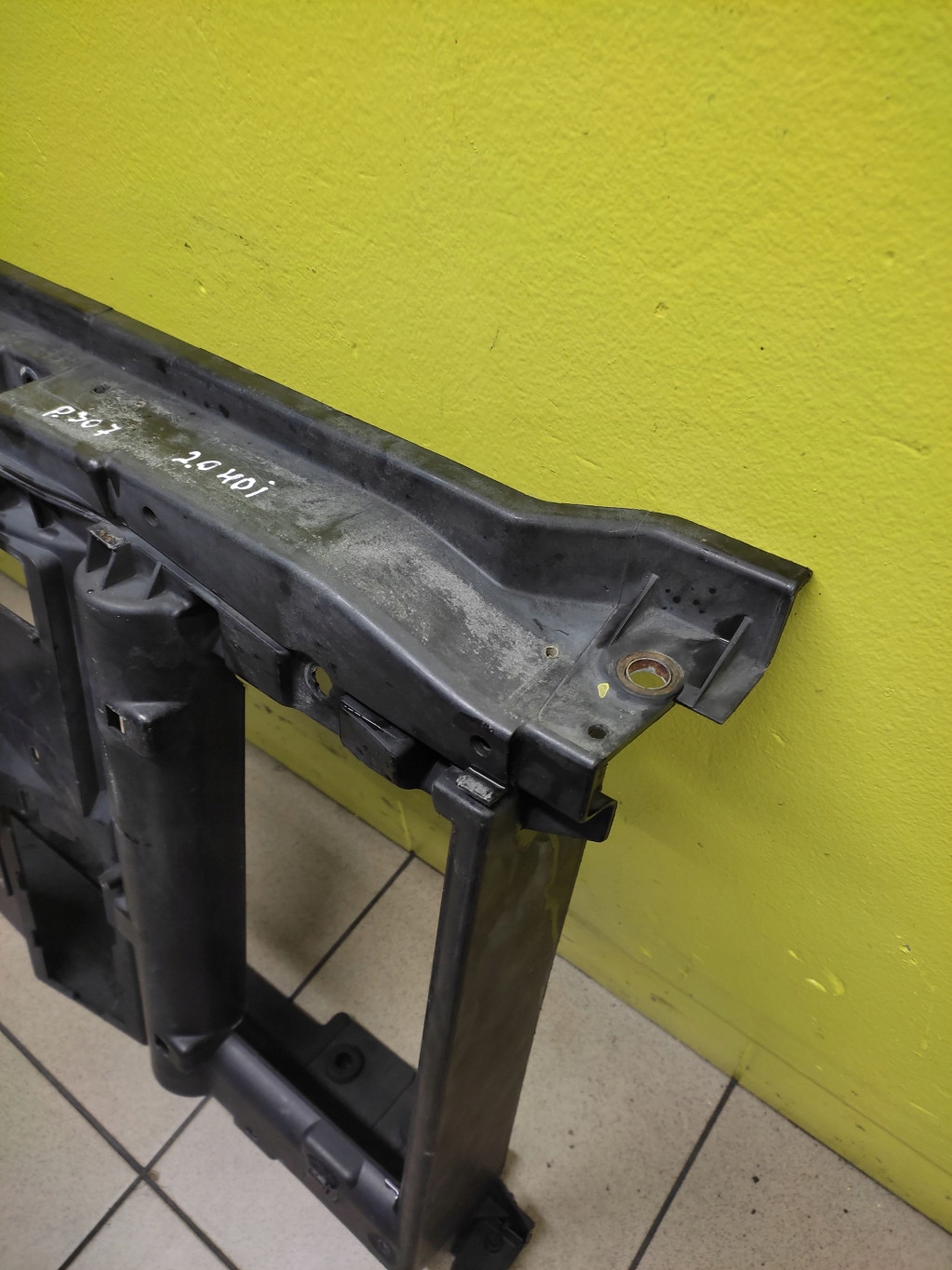 PEUGEOT 307 2.0 HDI support panel for radiators