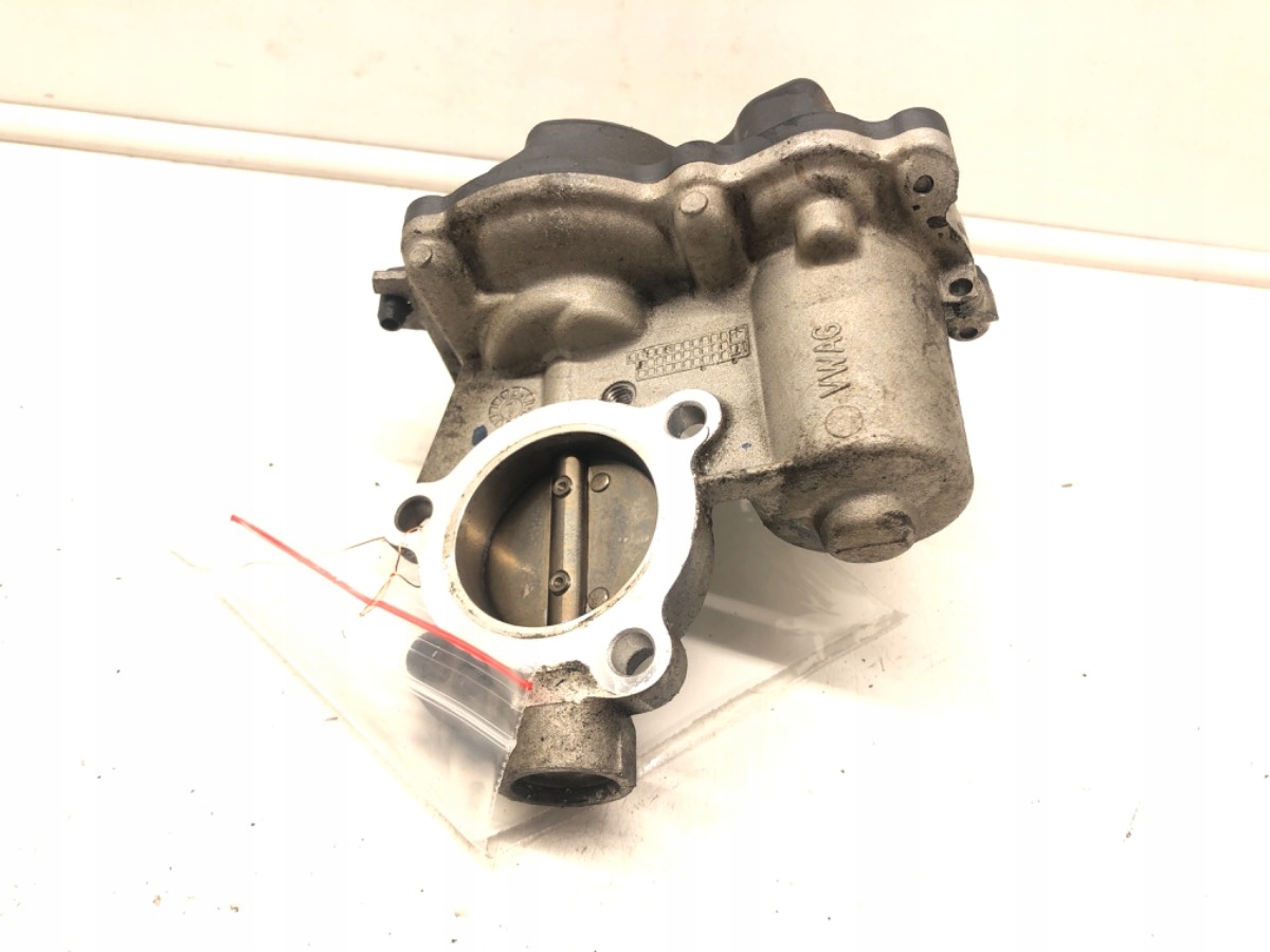 PRZEPUSTNICA SKODA RAPID 04B131501D 1.6 115KM Typ samochodu Samochody osobowe