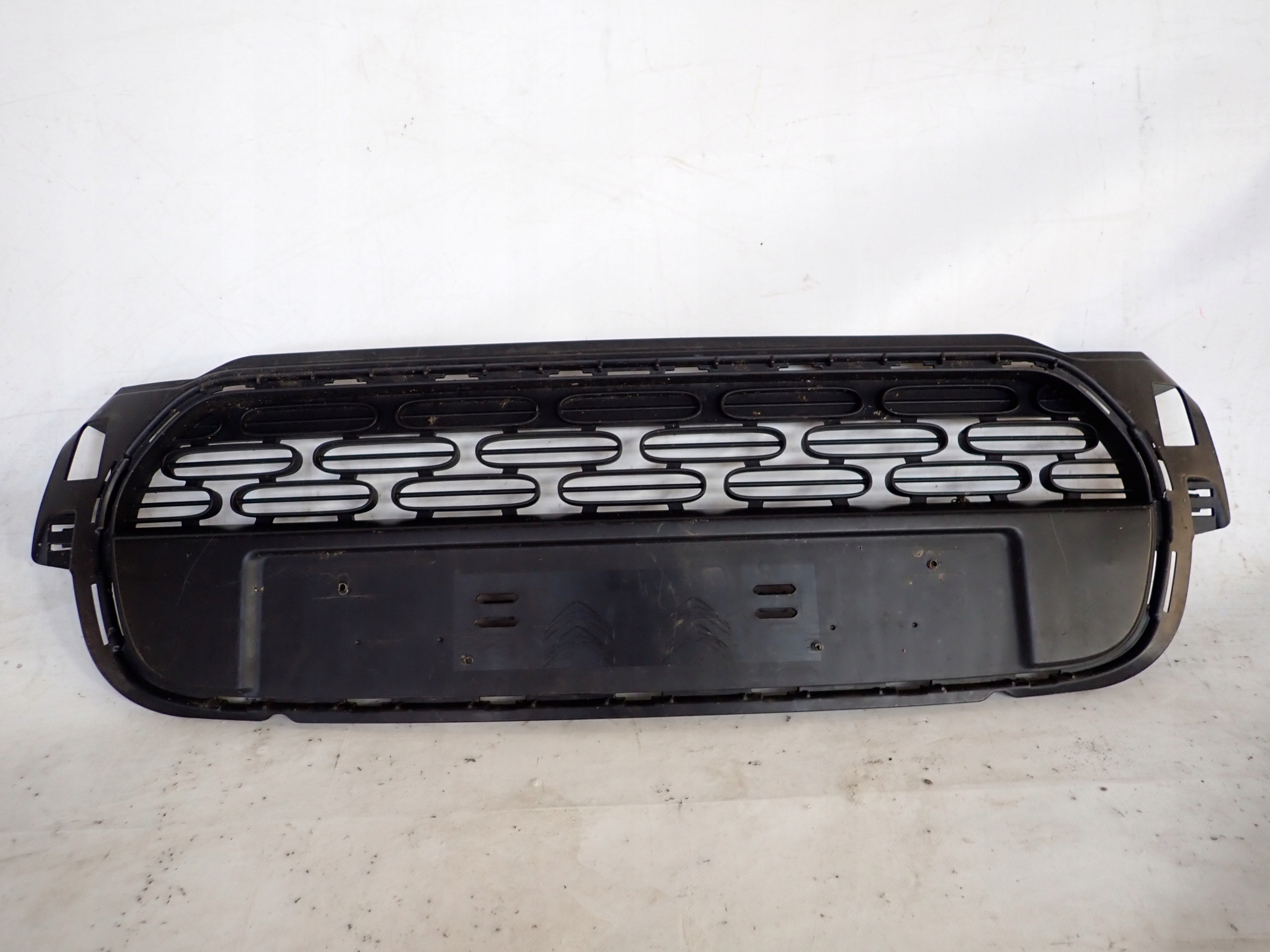 CITROEN C3 III 20- LIFT Lüftungsgitter mitte der Stoßstange