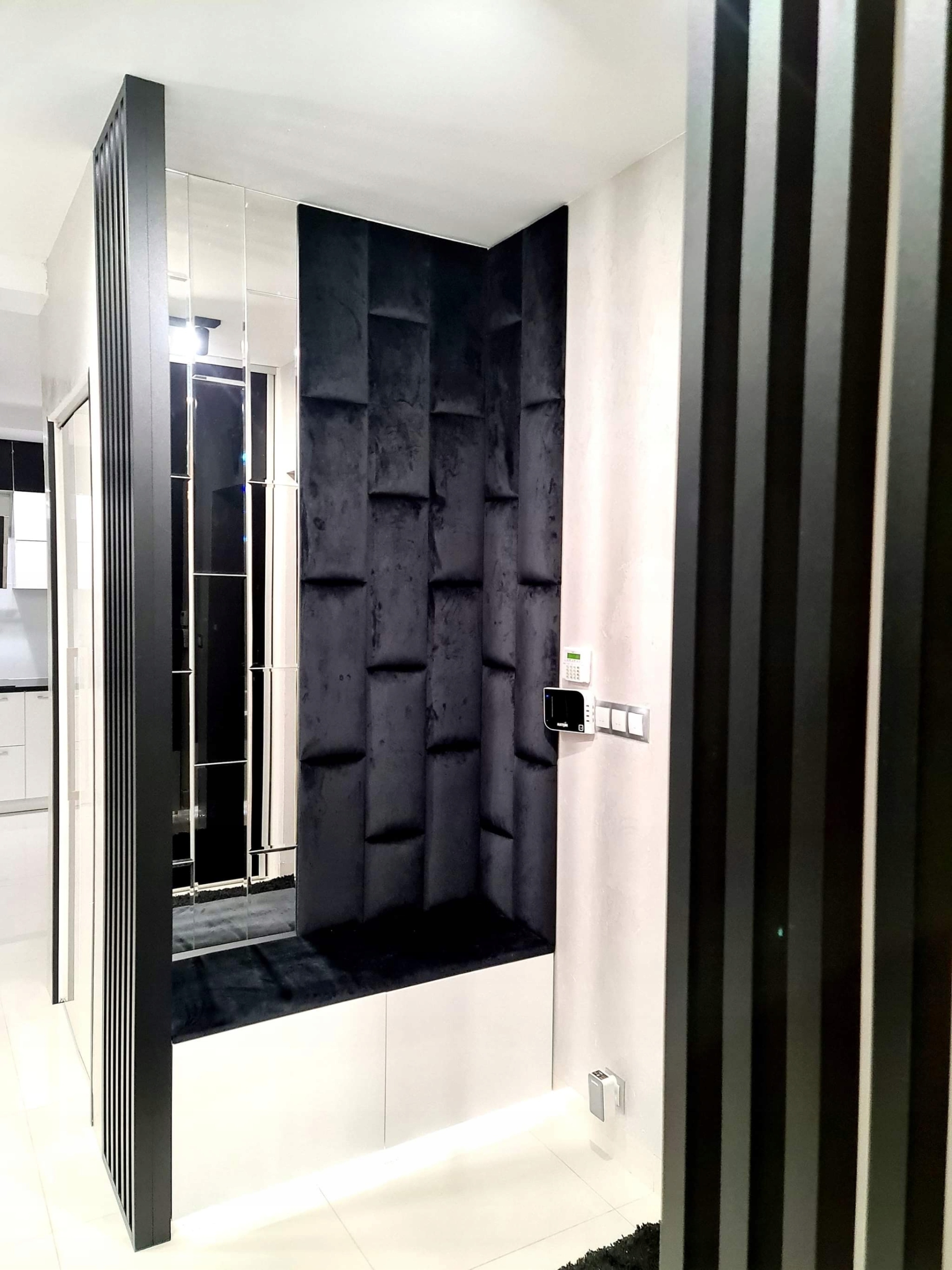 PANEL ŚCIENNY TAPICEROWANY 30x55 Monolith Producent Tapis