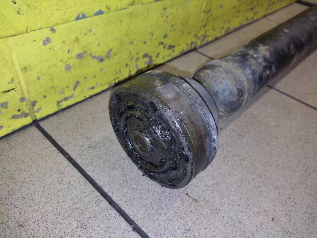 AUDI A6 C6 cardan 4F0521101B