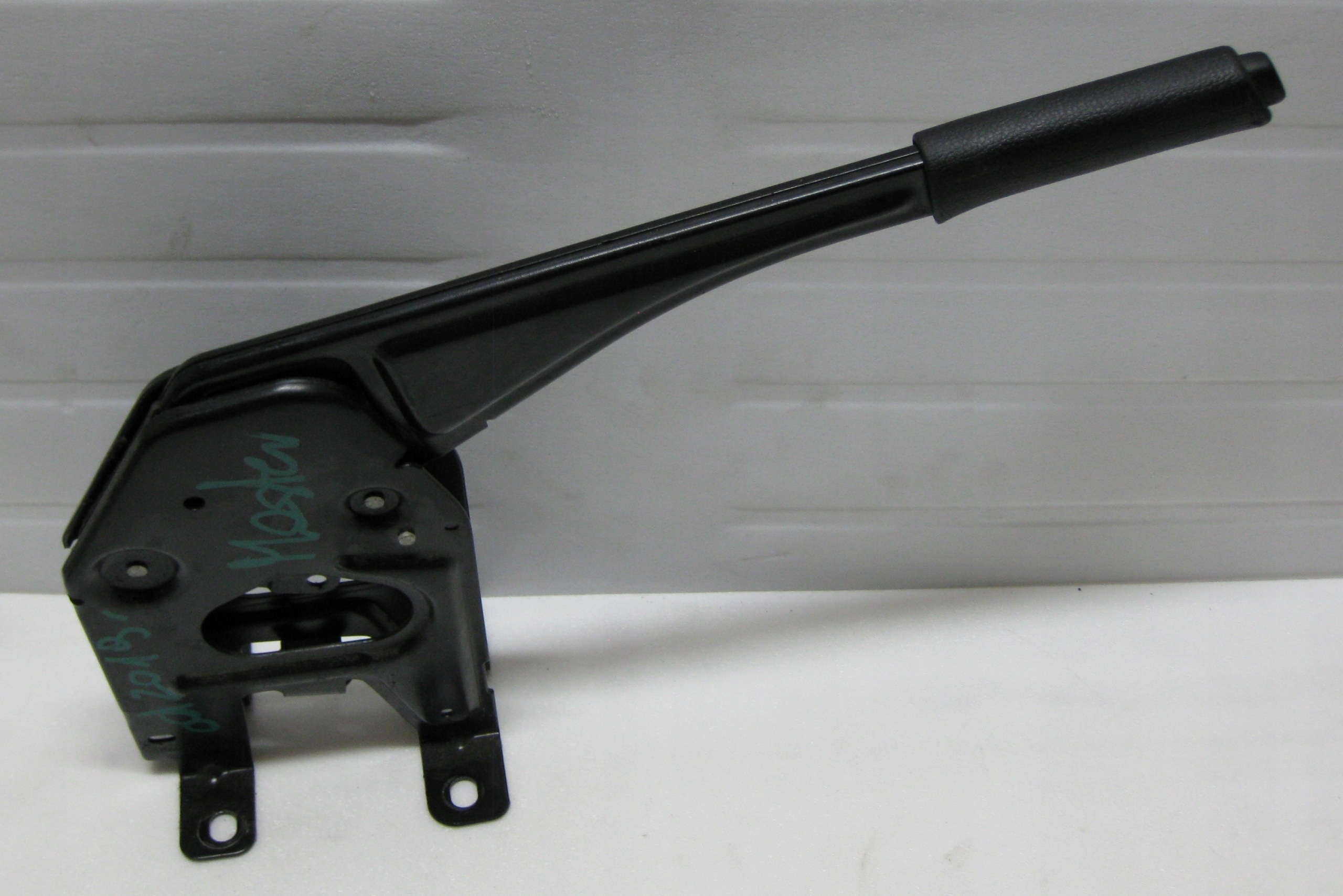 RENAULT MASTER III LIFT páčka elektrická brzda 360107552R