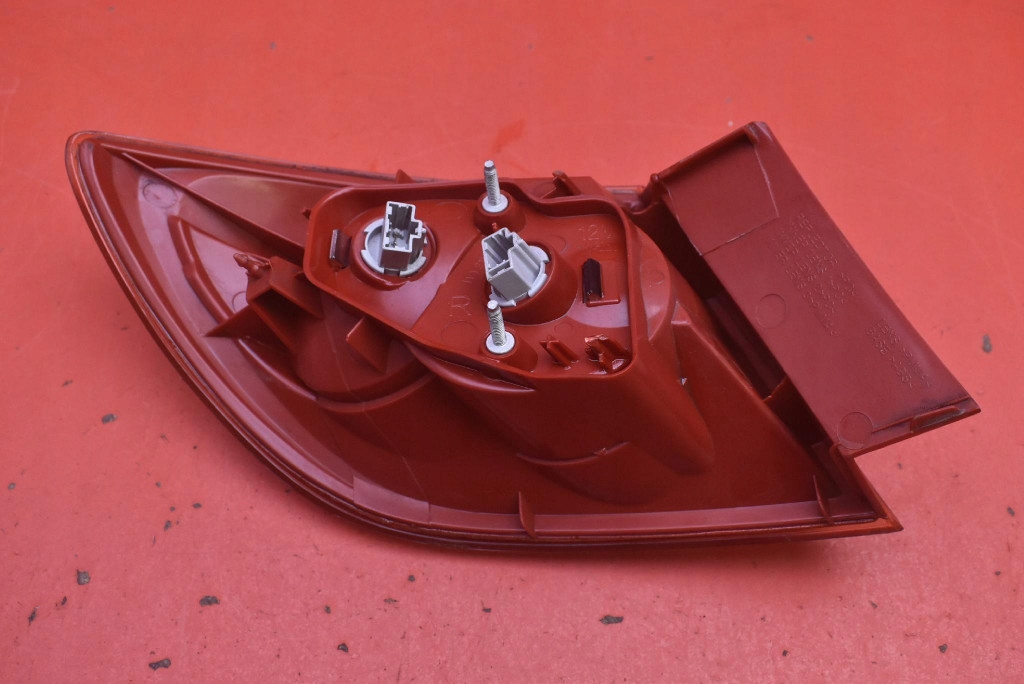 light right rear part rear MAZDA 3 1 and BK 5D HB 03-06
