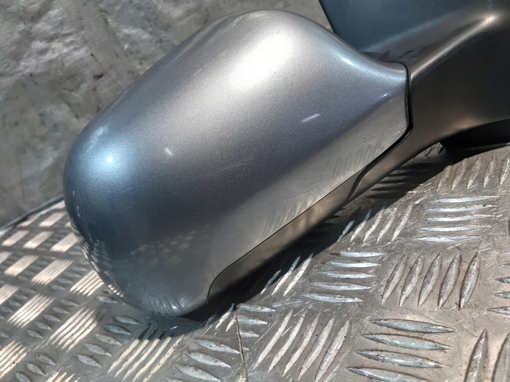 mirror right MALE electrics 5 PIN AUDI A6C5 K: LY7L