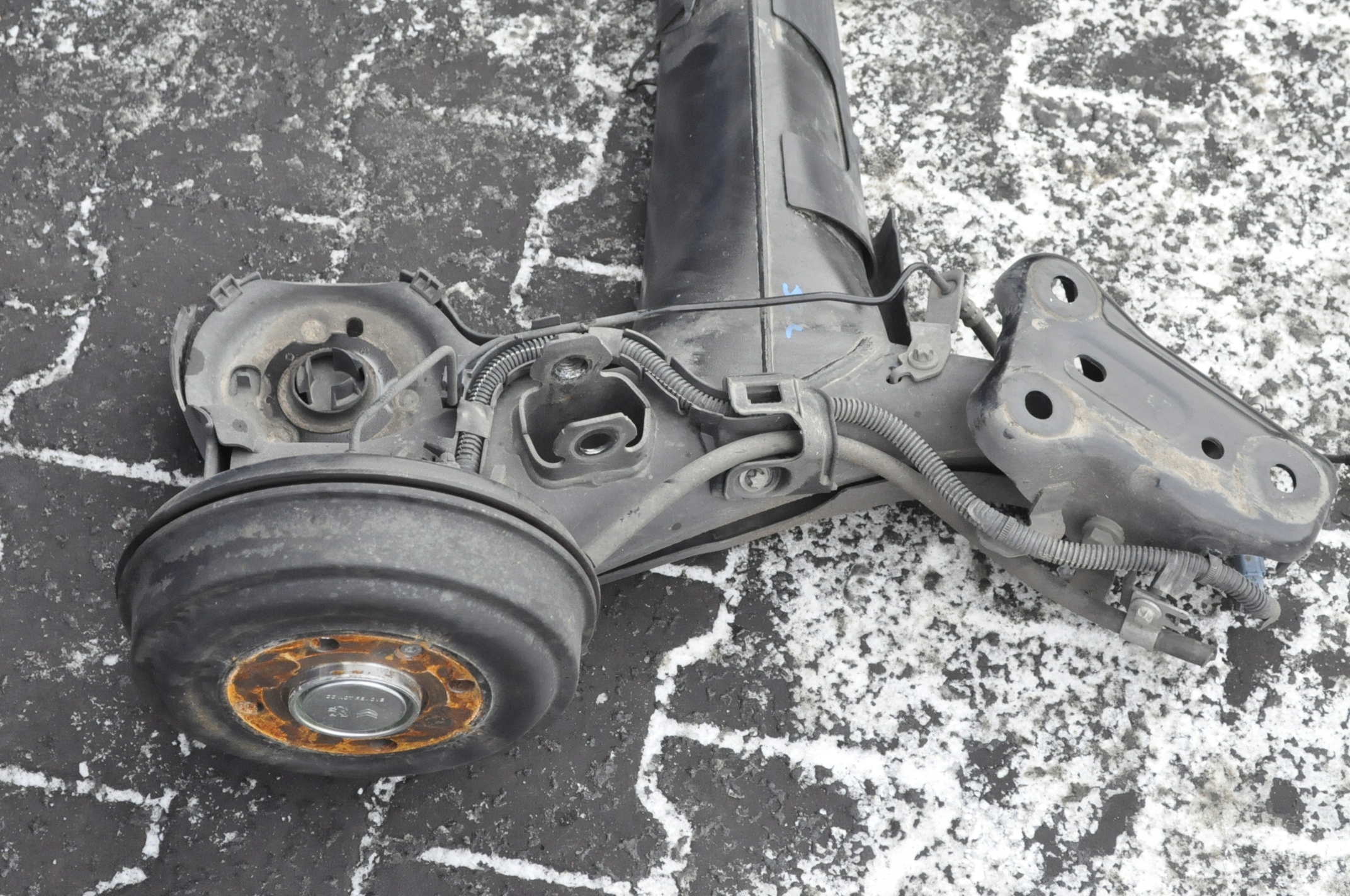 OPEL CORSA F ZAWIESZENIE TYLNE BELKA TYŁ TYLNA Typ samochodu Samochody osobowe