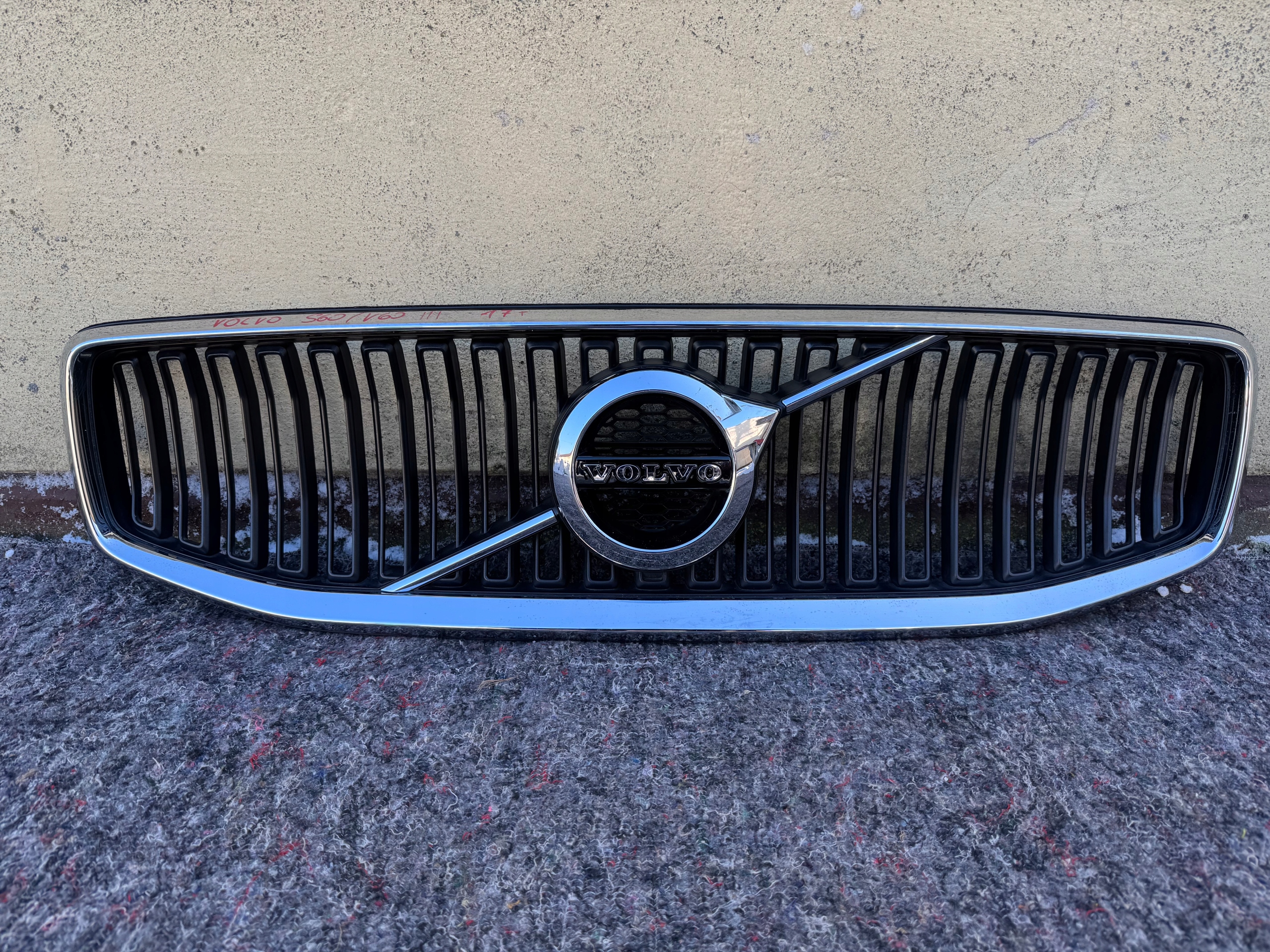Volvo S60/V60 S60 Kühlergrill FRONTGRILL Kühlergitter 32132224 - Thumbnail 1