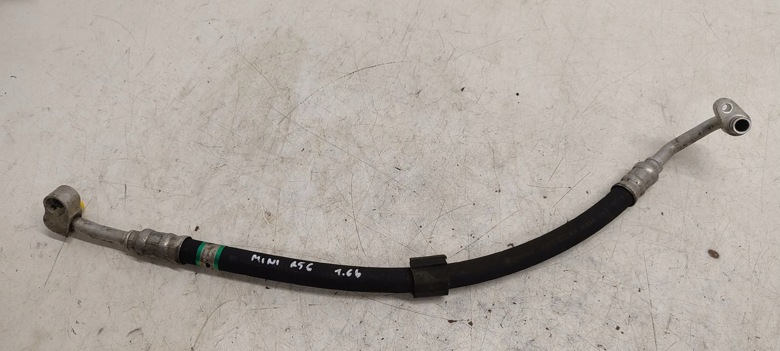 hadice vedení klimatizaci Mini R56 1,6 VTI