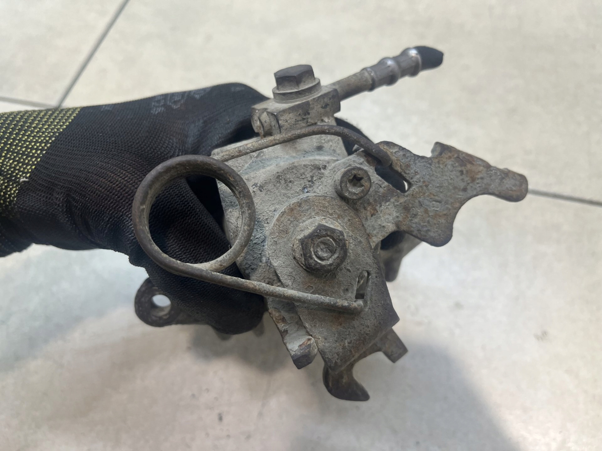 caliper brake right rear part AUDI A6 C5 KOMBI