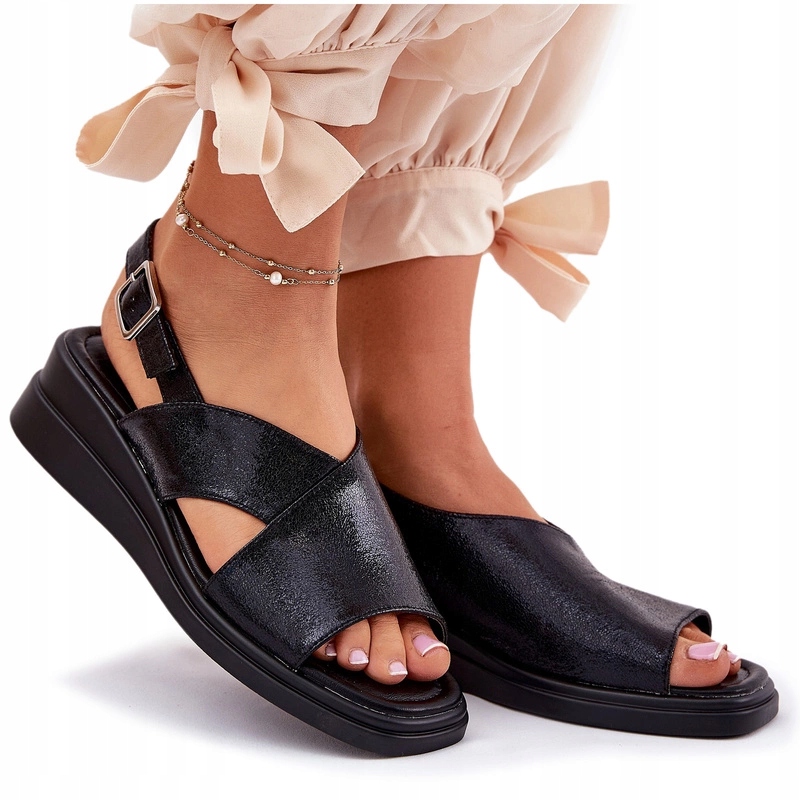 Dámské Lakované Sandály Z Eko Kůže Na Podpatku Jezzi, Černé, Velikost 36