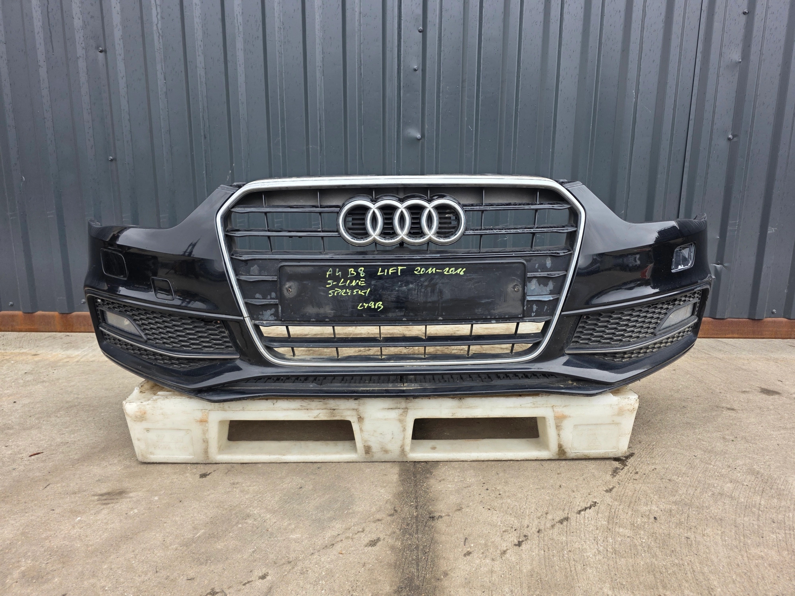 bumper front complete AUDI A4 B8 LIFT 2011-2016 LY9B S LINE washers !!!