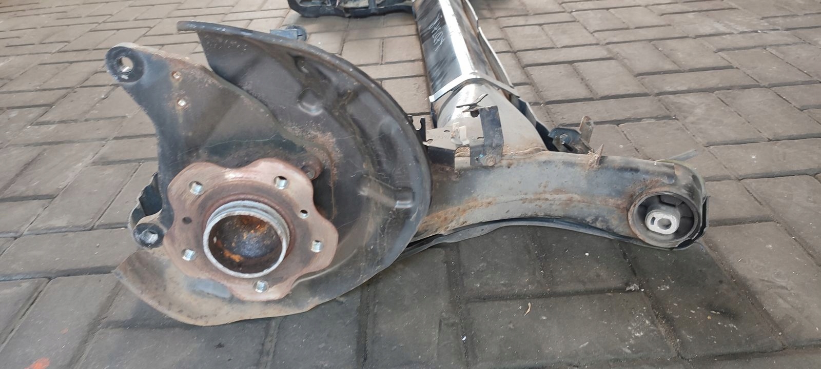 sider axis rear part rear sususpension Renault Kadjar