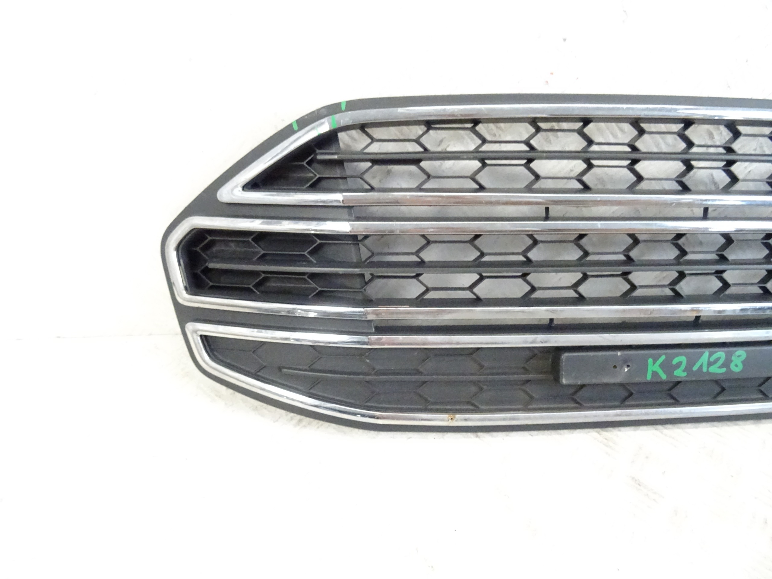 grill grille front front FORD ECOSPORT CN15-17B968