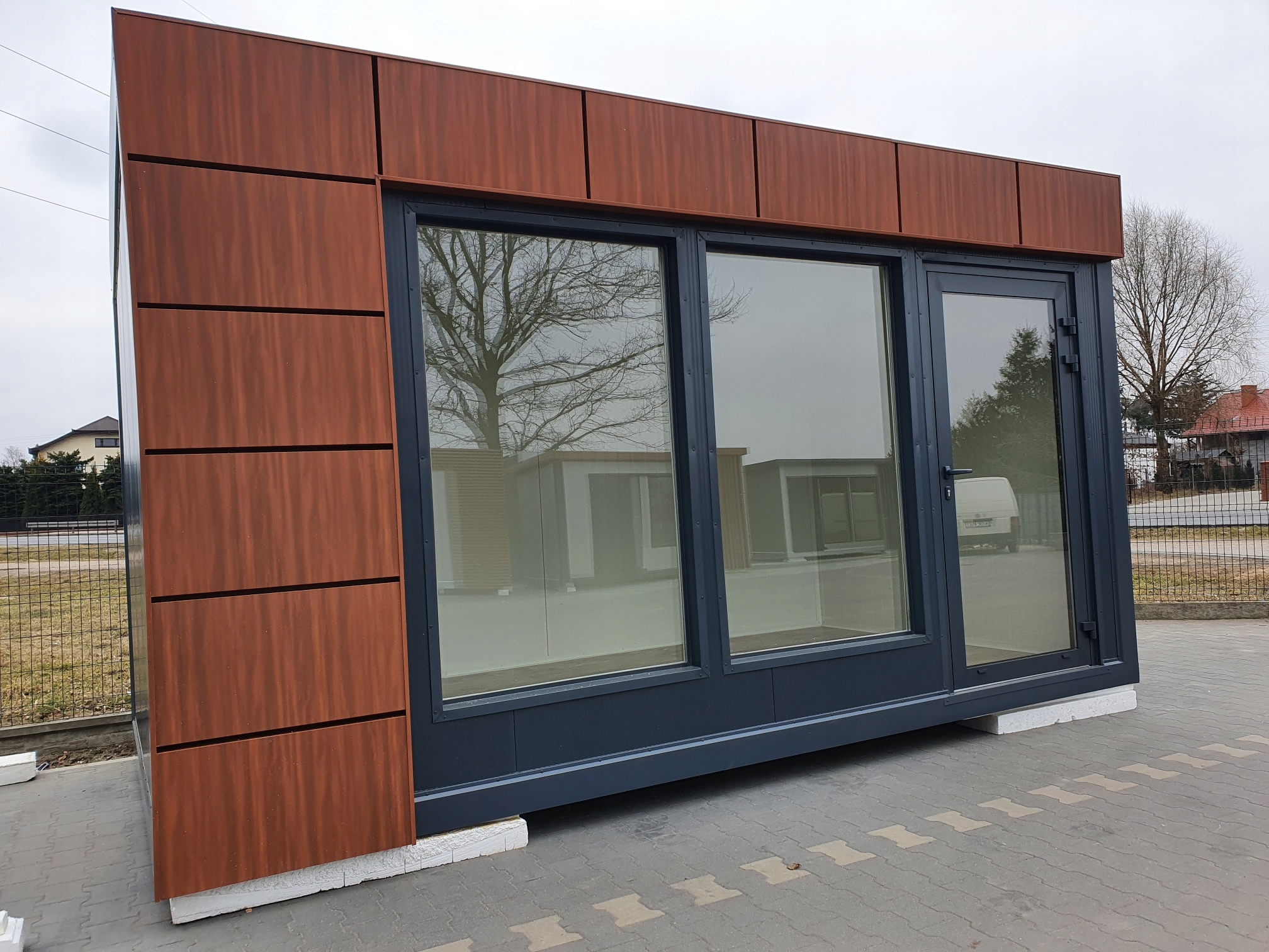 PAWILON HANDLOWY BIUROWY SKLEP KONTENER 4,8 x 2,6