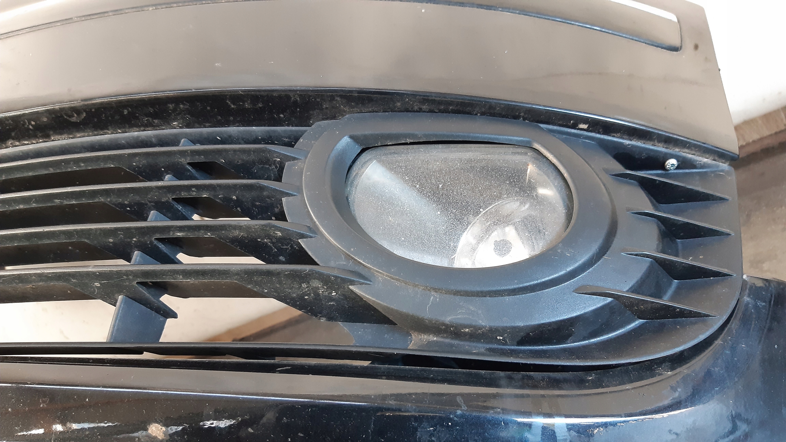 bumper front washers PDC LZ9Y Audi A8 D3