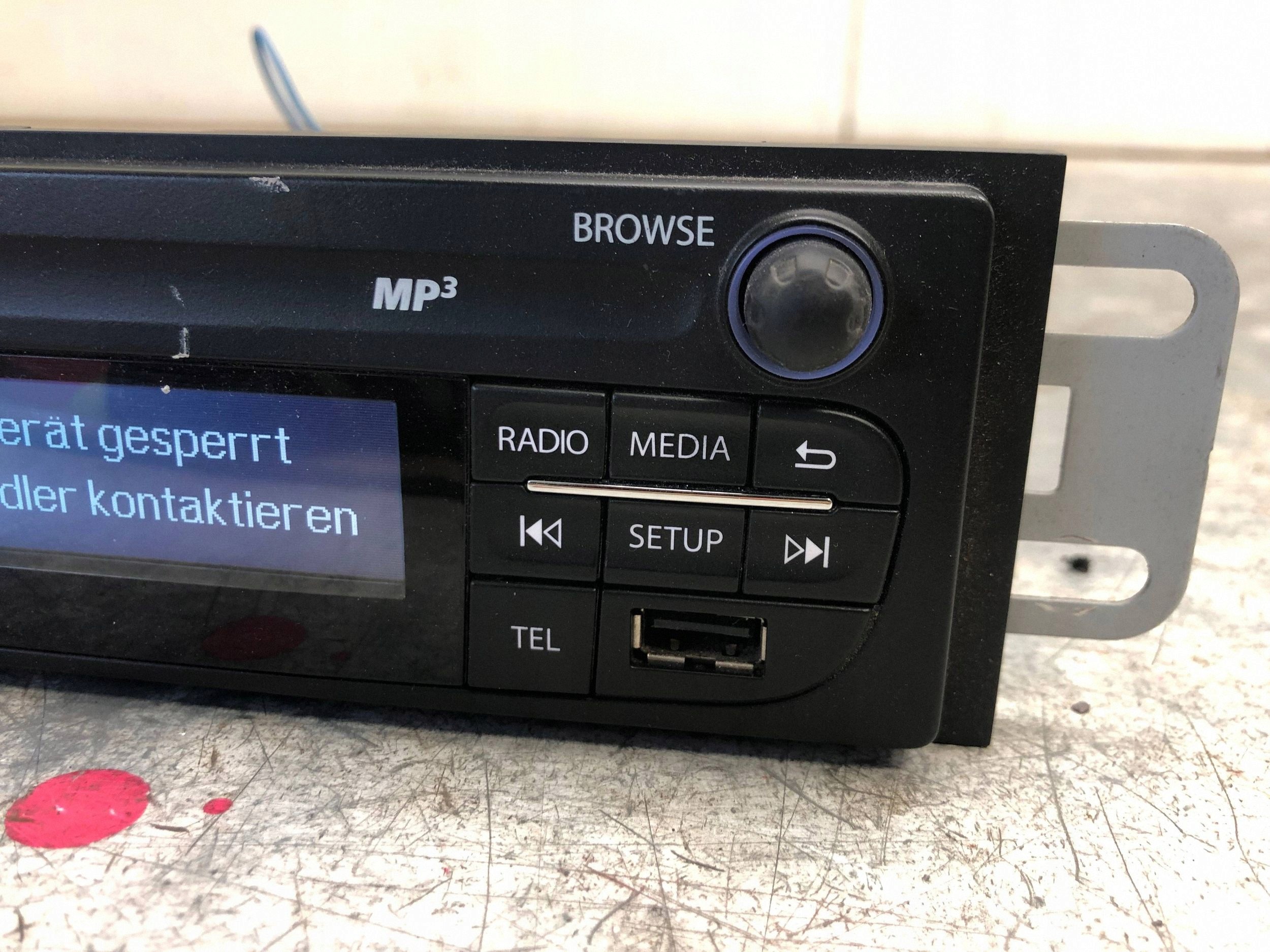 RADIO RENAULT TRAFIC III 281154118R