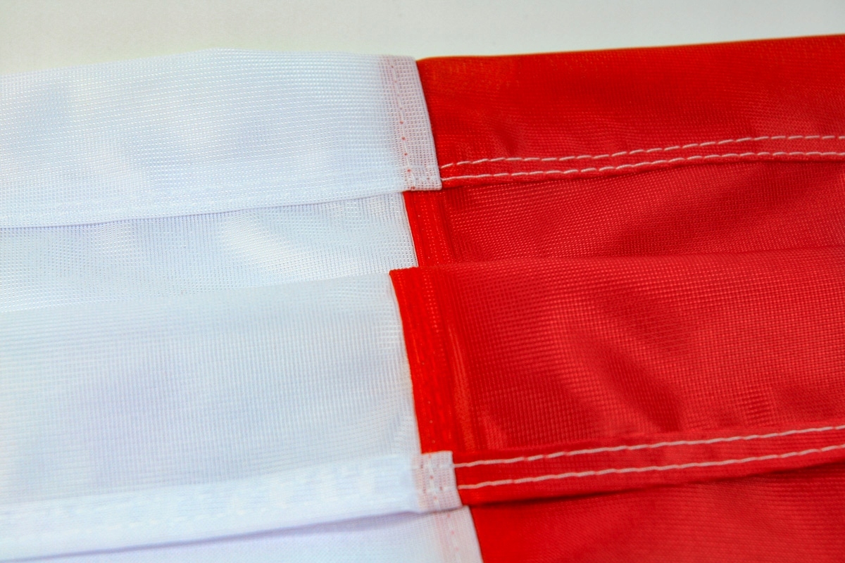 Flaga Polska szyta orzeł 100/60 cm EAN (GTIN) 5906924025349