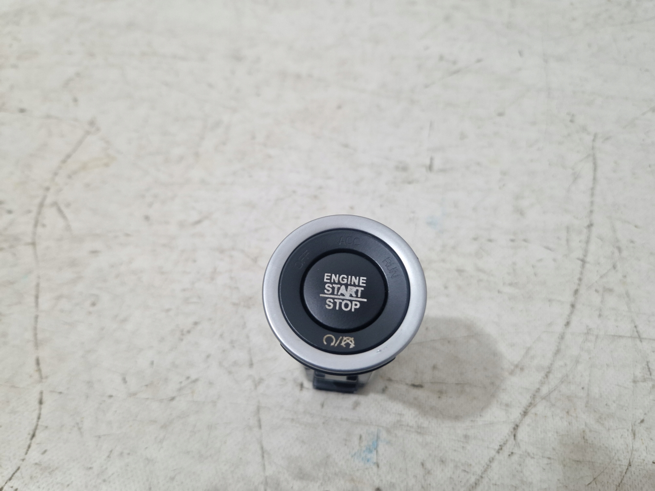 DODGE CHARGER CHALLENGER 15- button START STOP 68299957 AB